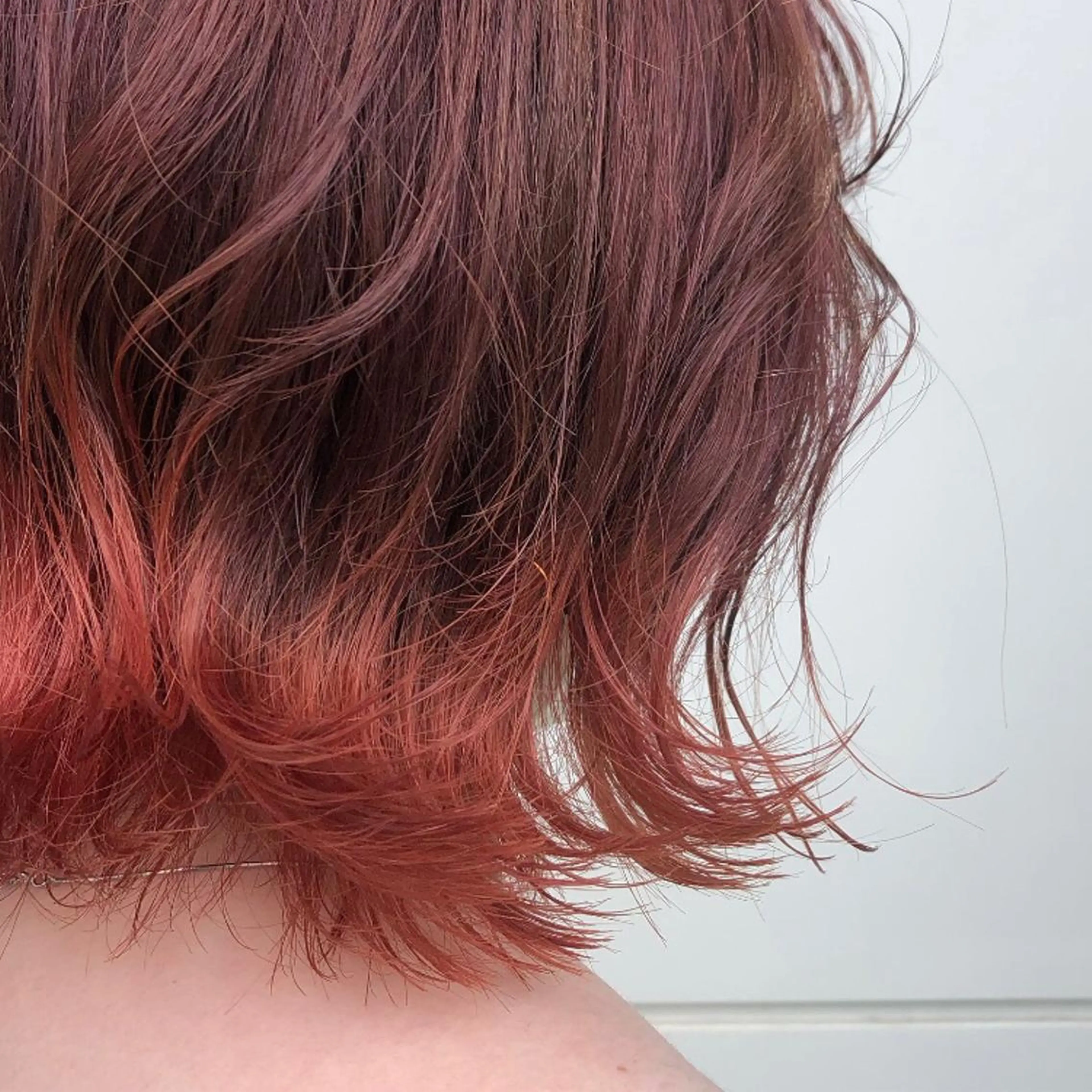 ショート カラー ピンクカラー カット パーマ トリートメント カトウ ユウカのヘアスタイル