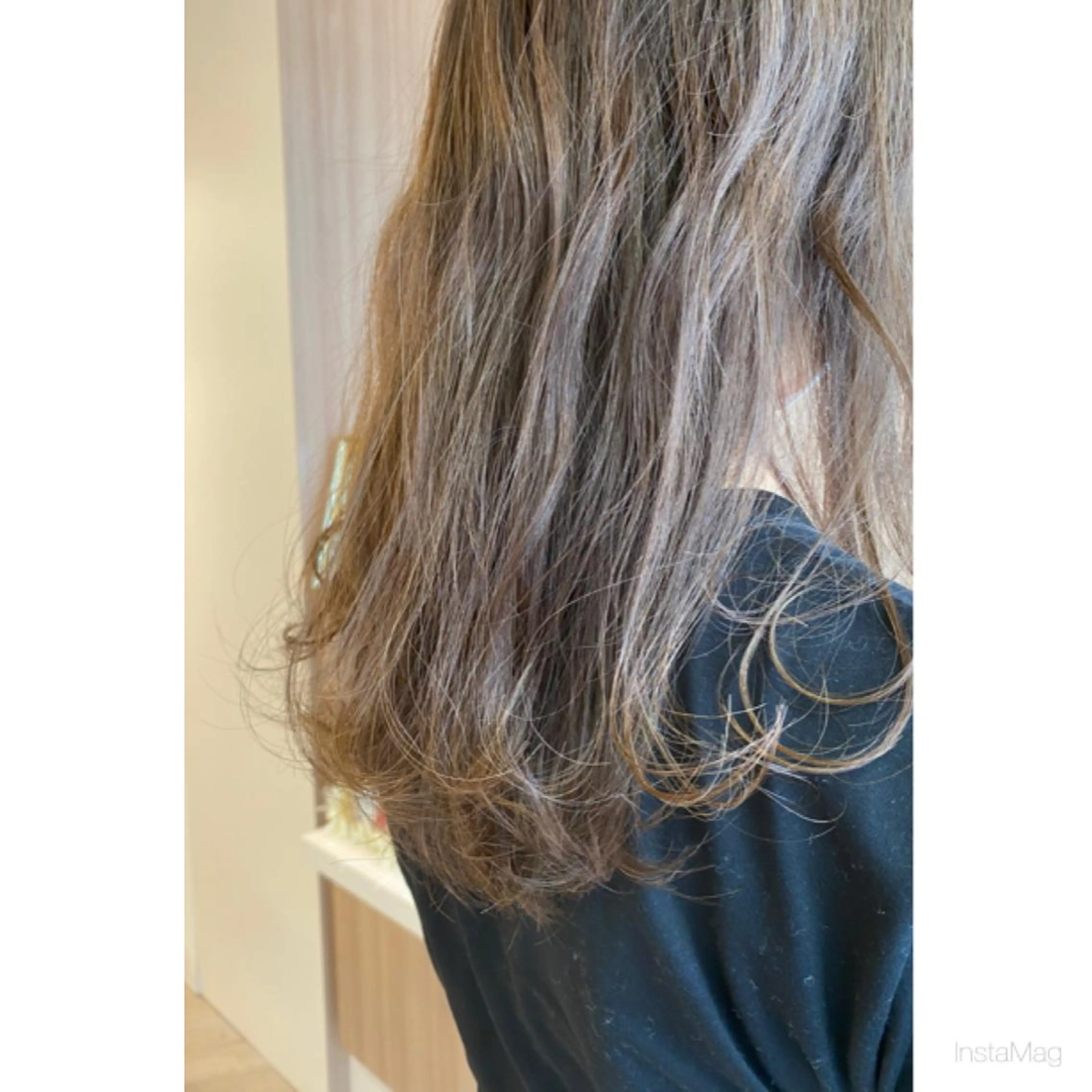 ロング カラー ベージュカラー 透明感カラー カット ヘアカラー 岩間 香純のヘアスタイル