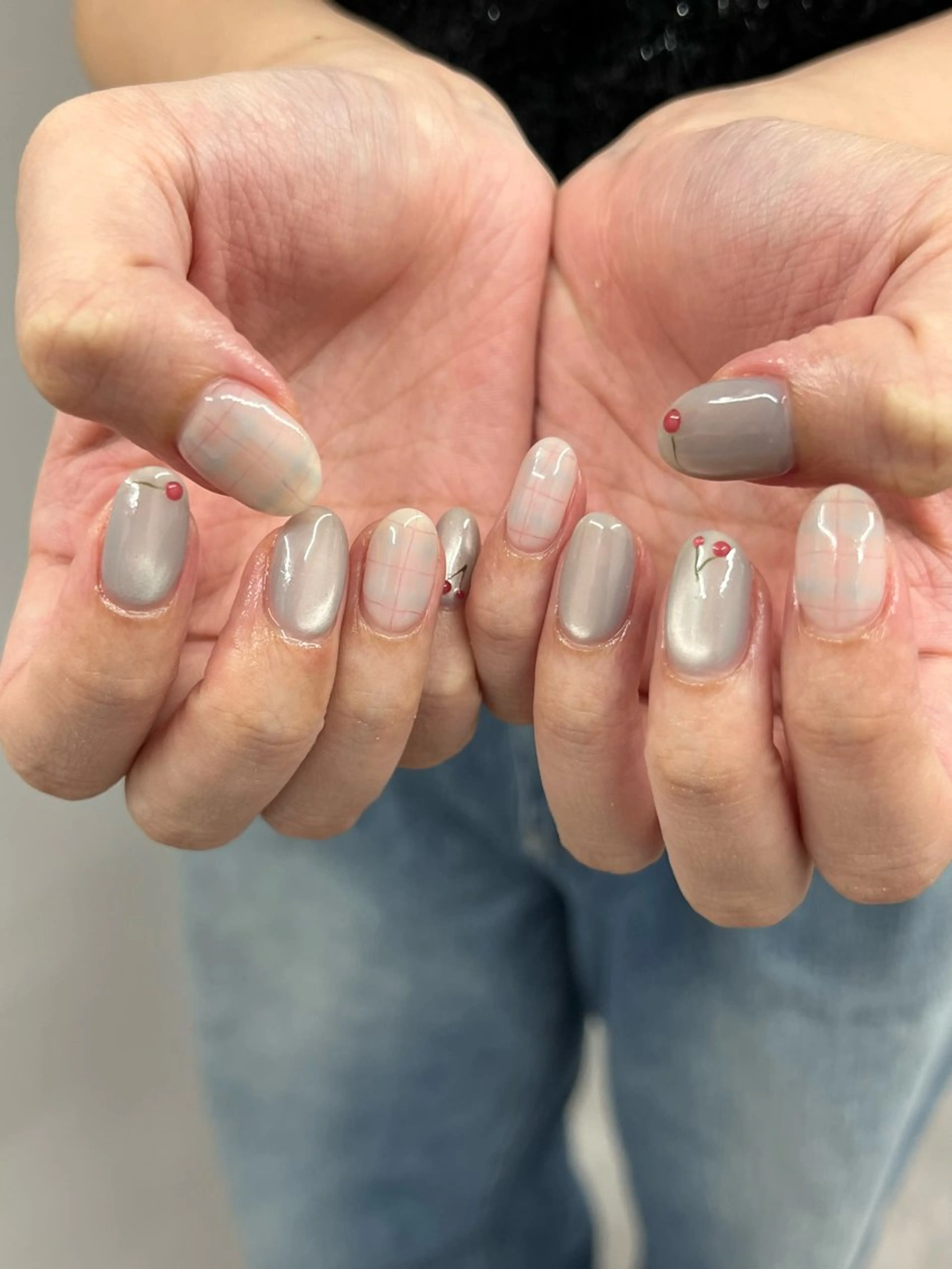 ネイル ブルー ジェルネイル マグネットネイル ニュアンスネイル パラジェル ハンドネイル ハンドケア Bana_ Nailのネイルデザイン