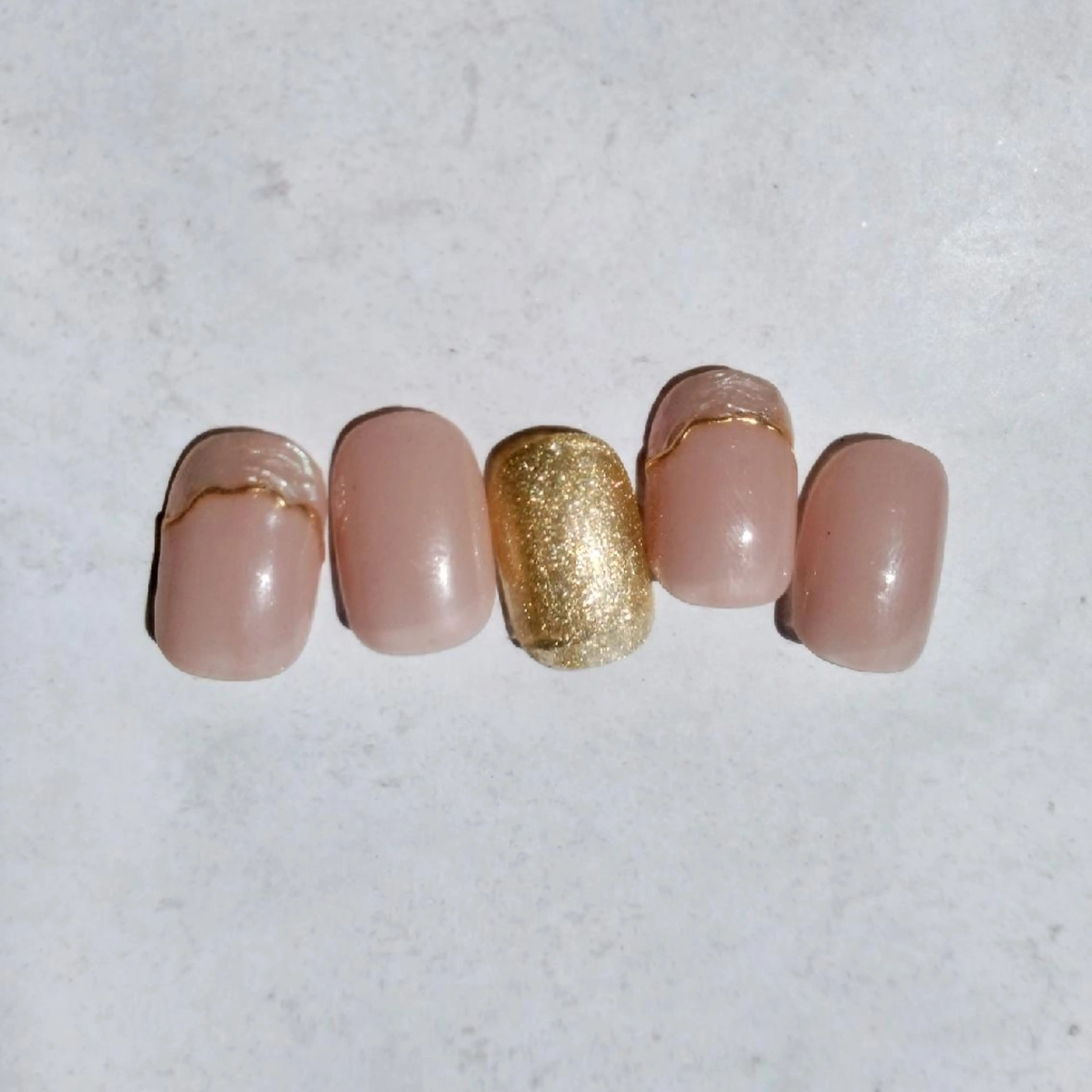 ハンドオフなし☆定額シンプルニュアンスネイルの写真