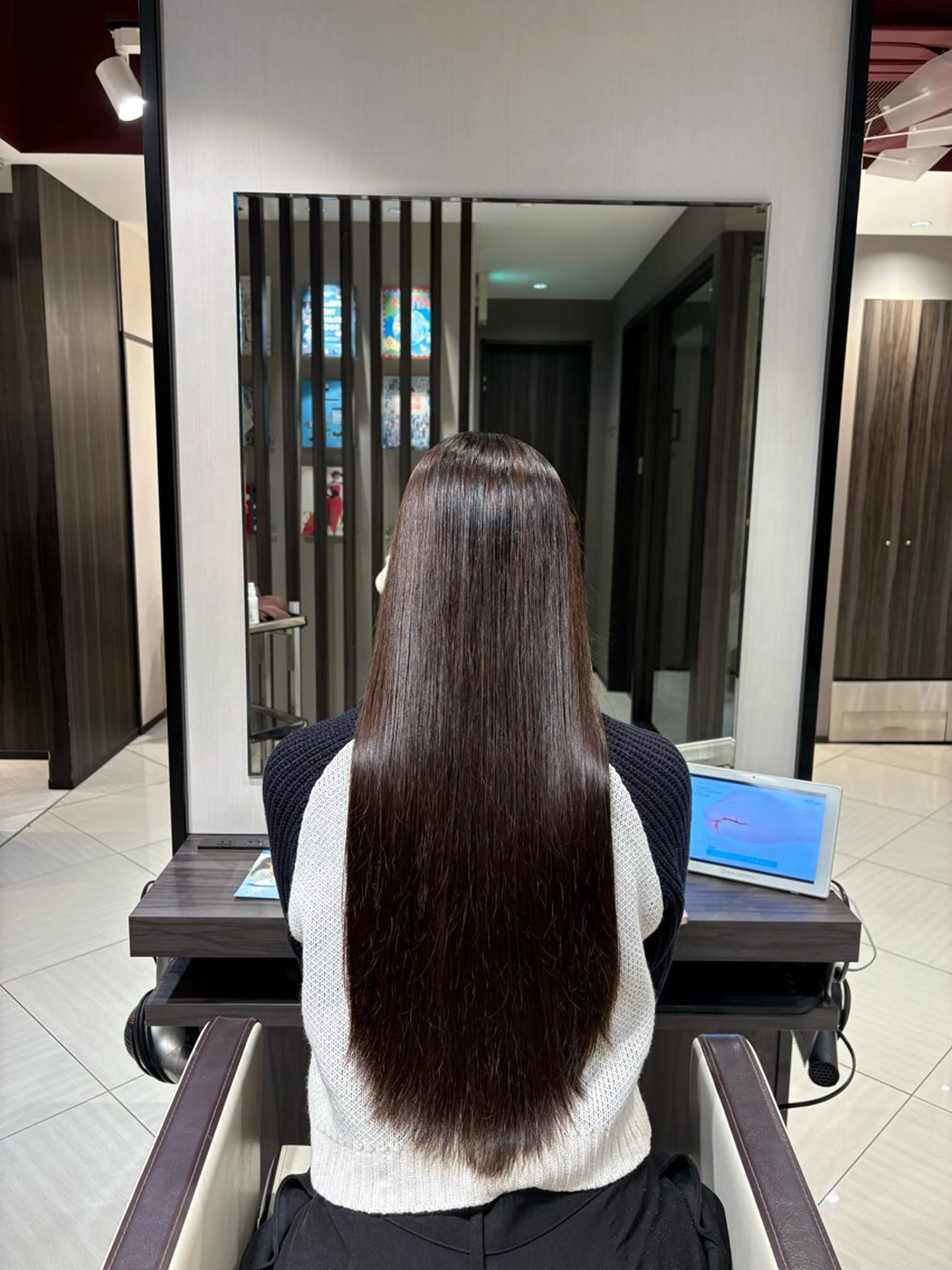 ロング パーマ 縮毛矯正 誰もが憧れる艶髪✨ /アレンジヘア🎀のヘアスタイル