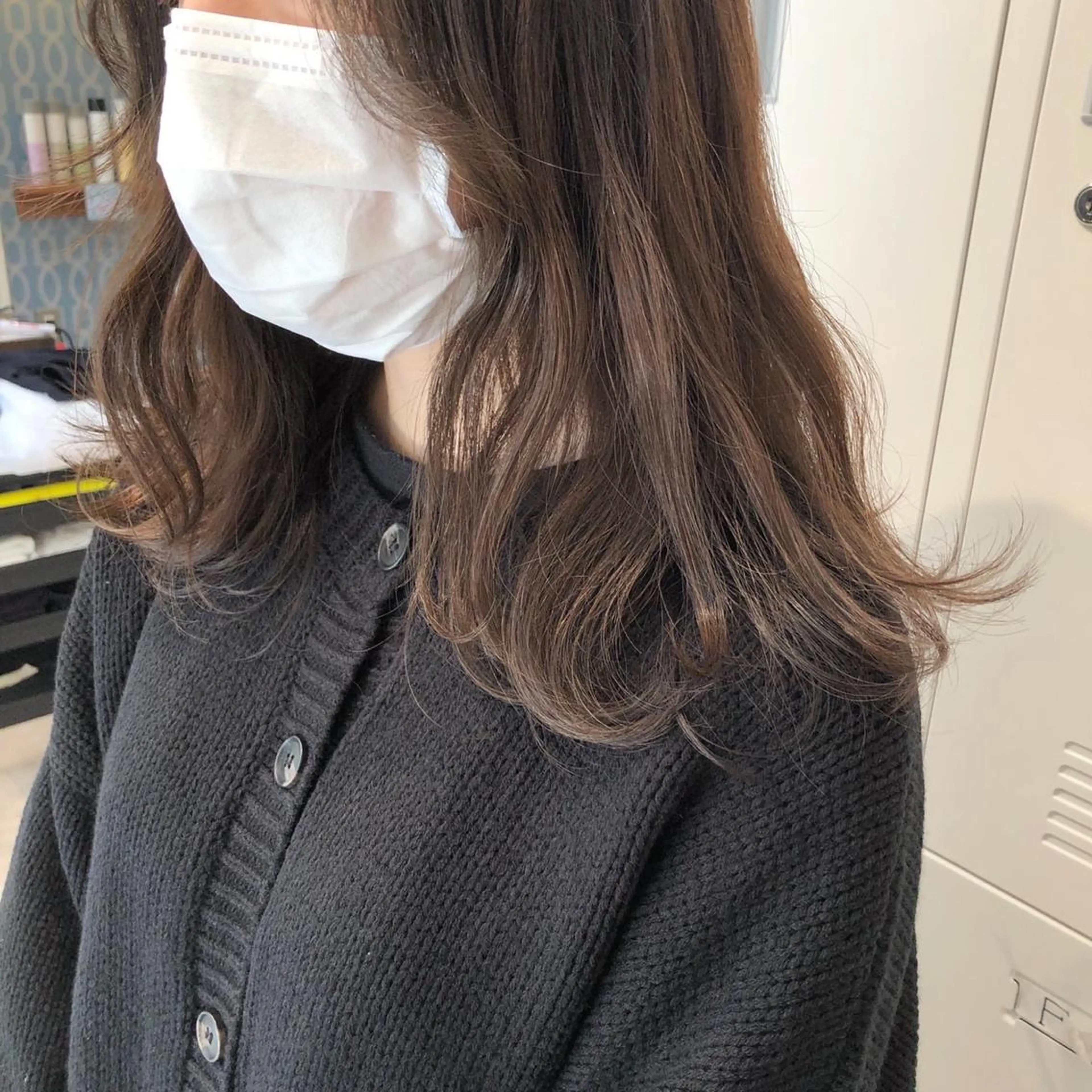 ミディアム カラー 戸丸 絵夢のヘアスタイル