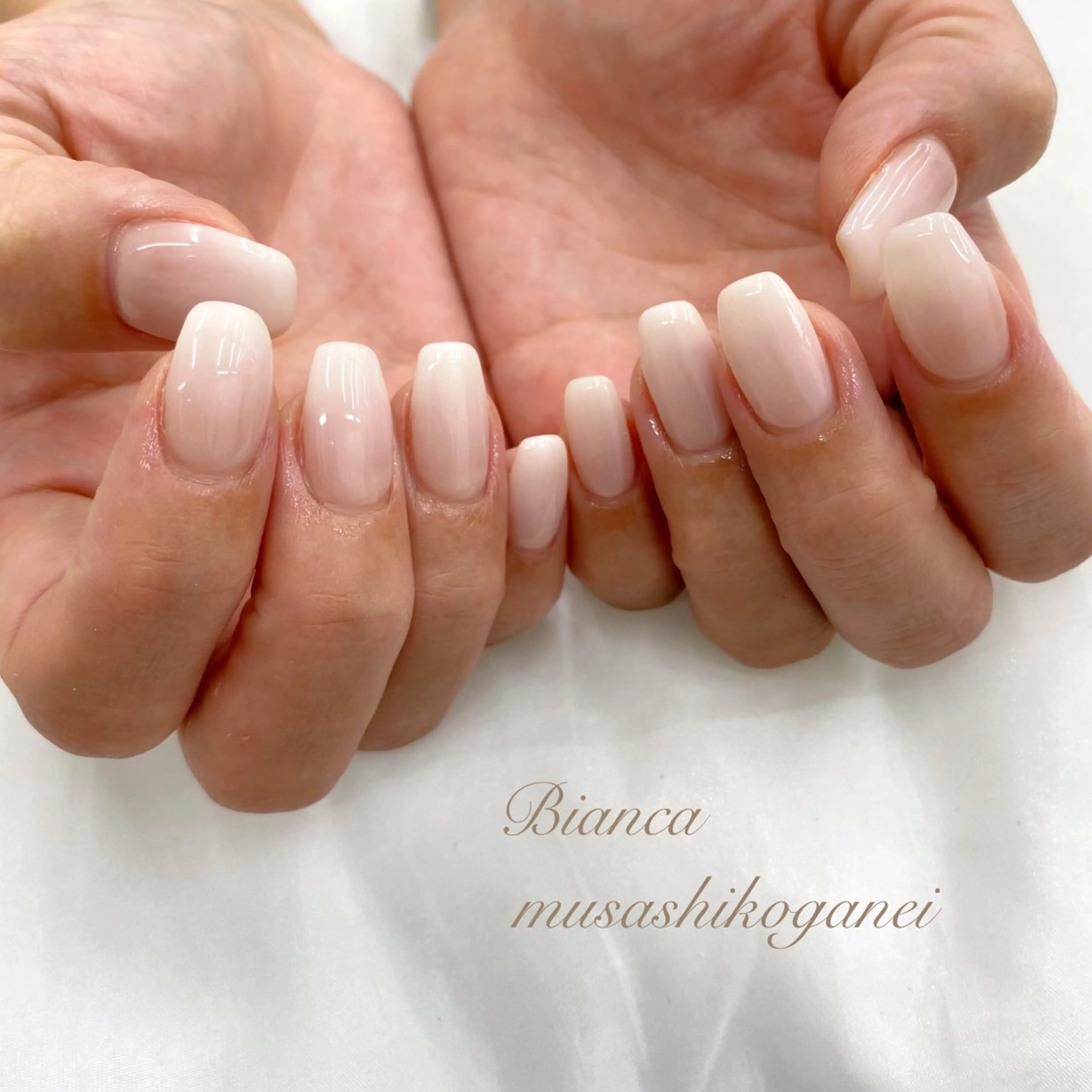 ネイル グラデーション シンプルネイル ハンドネイル Bianca 武蔵小金井　しぎはらのネイルデザイン