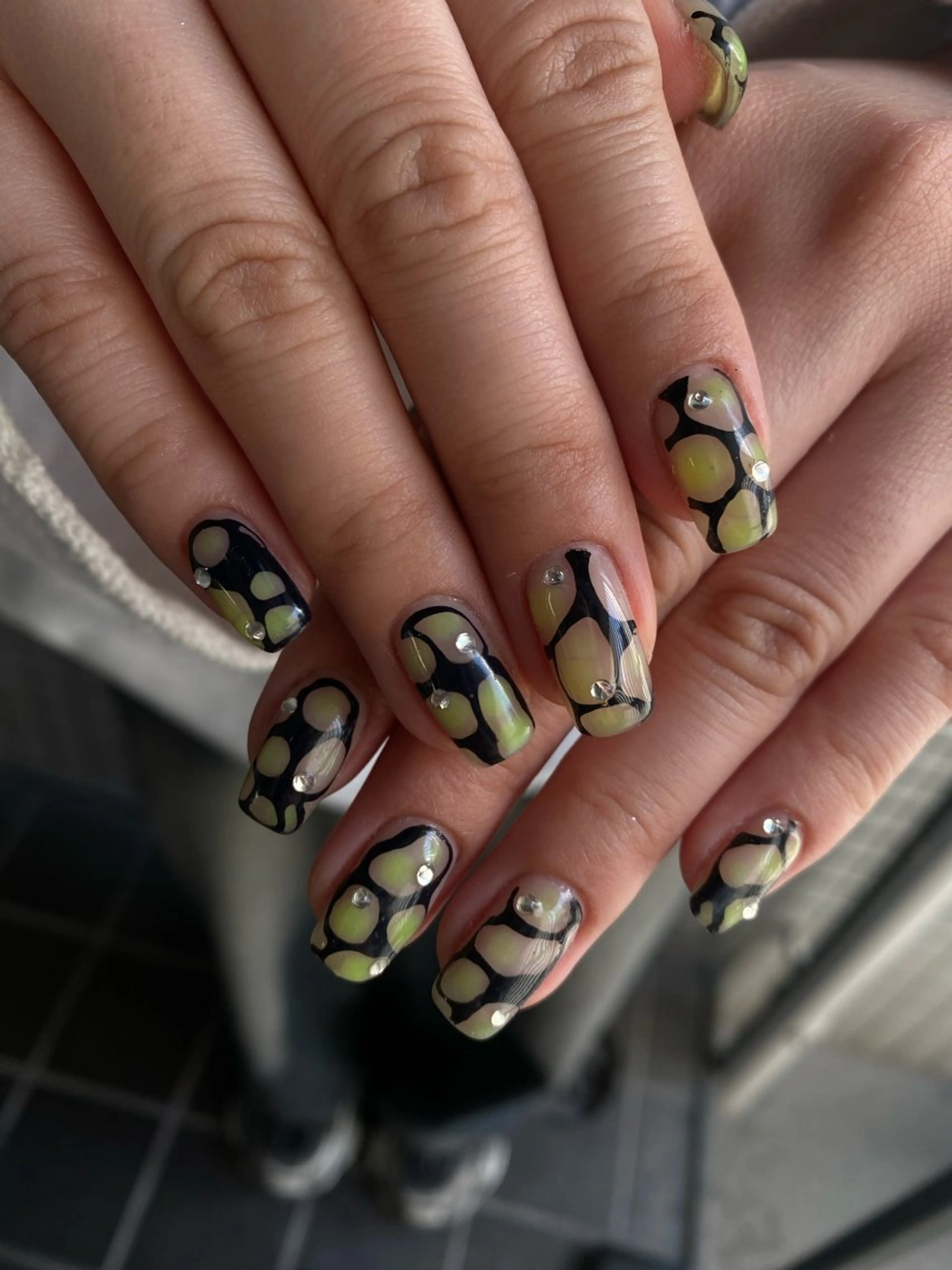 ネイル ハンドネイル フットネイル nano/きもかわ nail🐬🫧のネイルデザイン