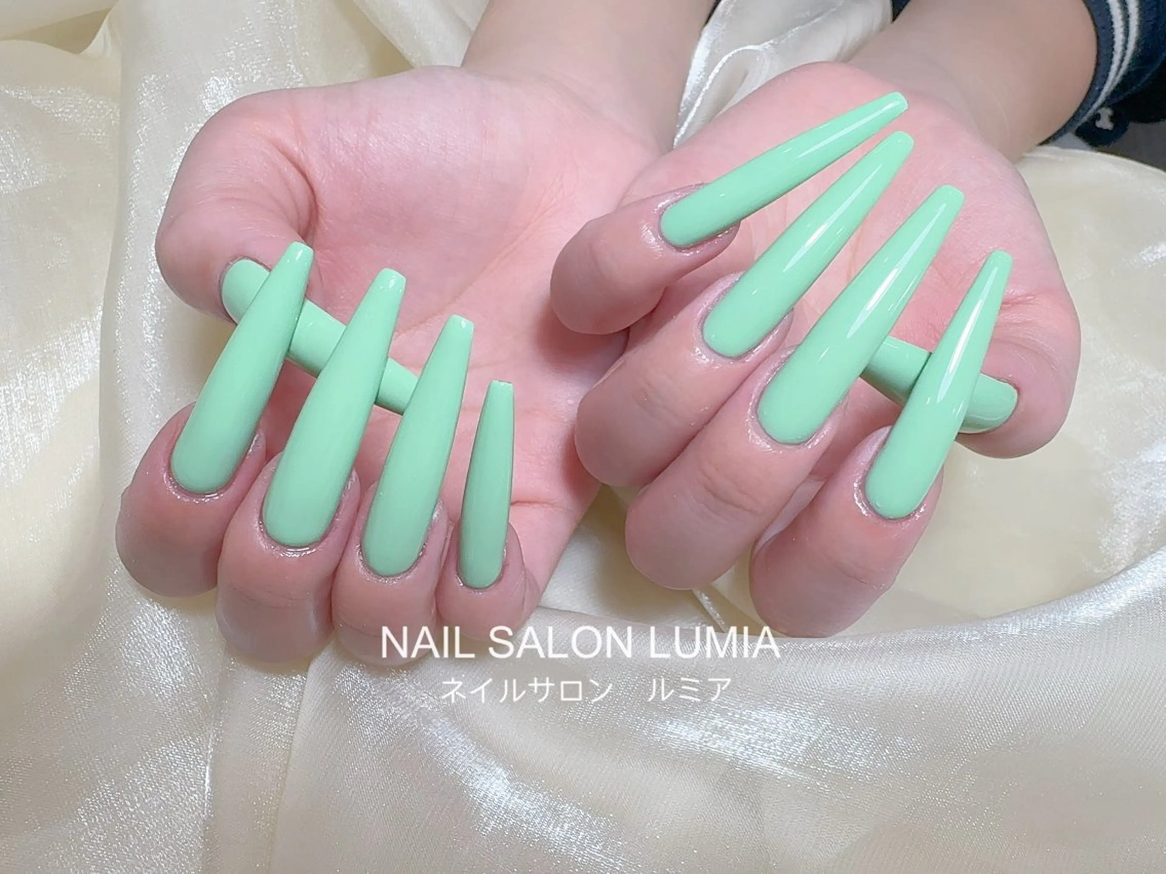 ネイル ハンドネイル ネイルサロン ルミア Lumia 店長のネイルデザイン