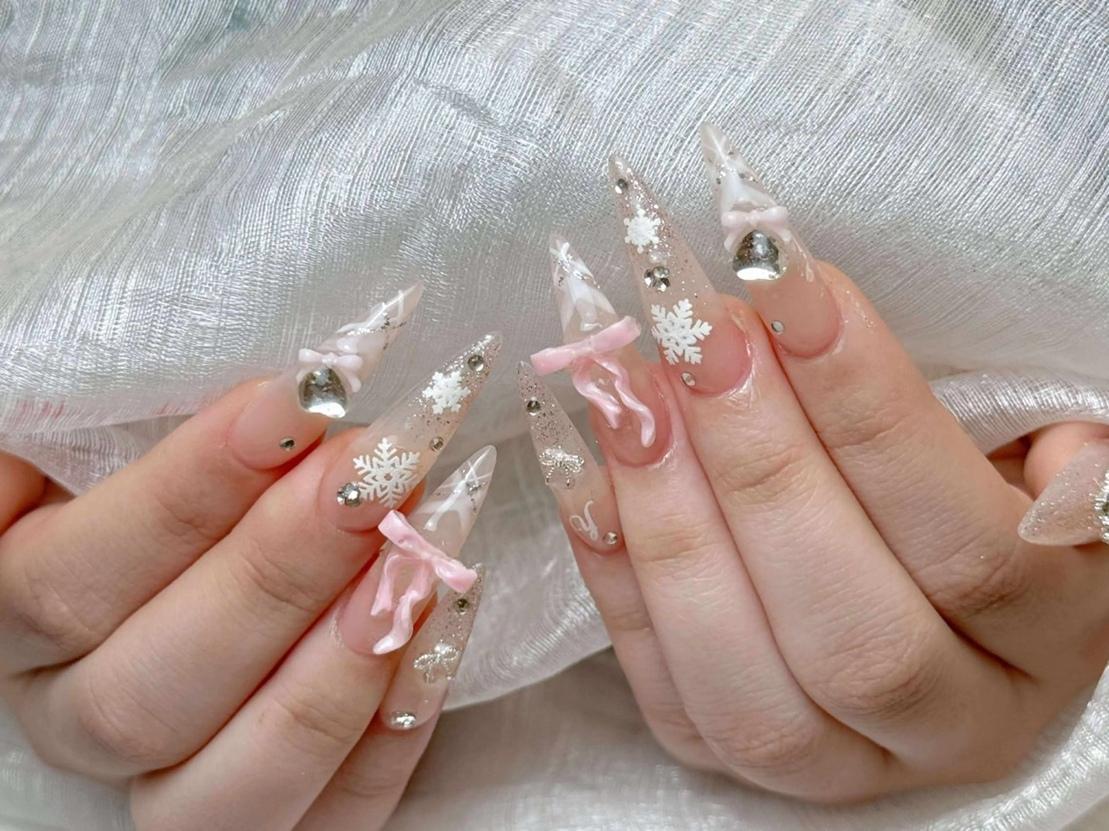 ネイル アートネイル ジェルネイル ニュアンスネイル オフィスネイル シンプルネイル ハンドネイル Nie Nail Shinokuboのネイルデザイン