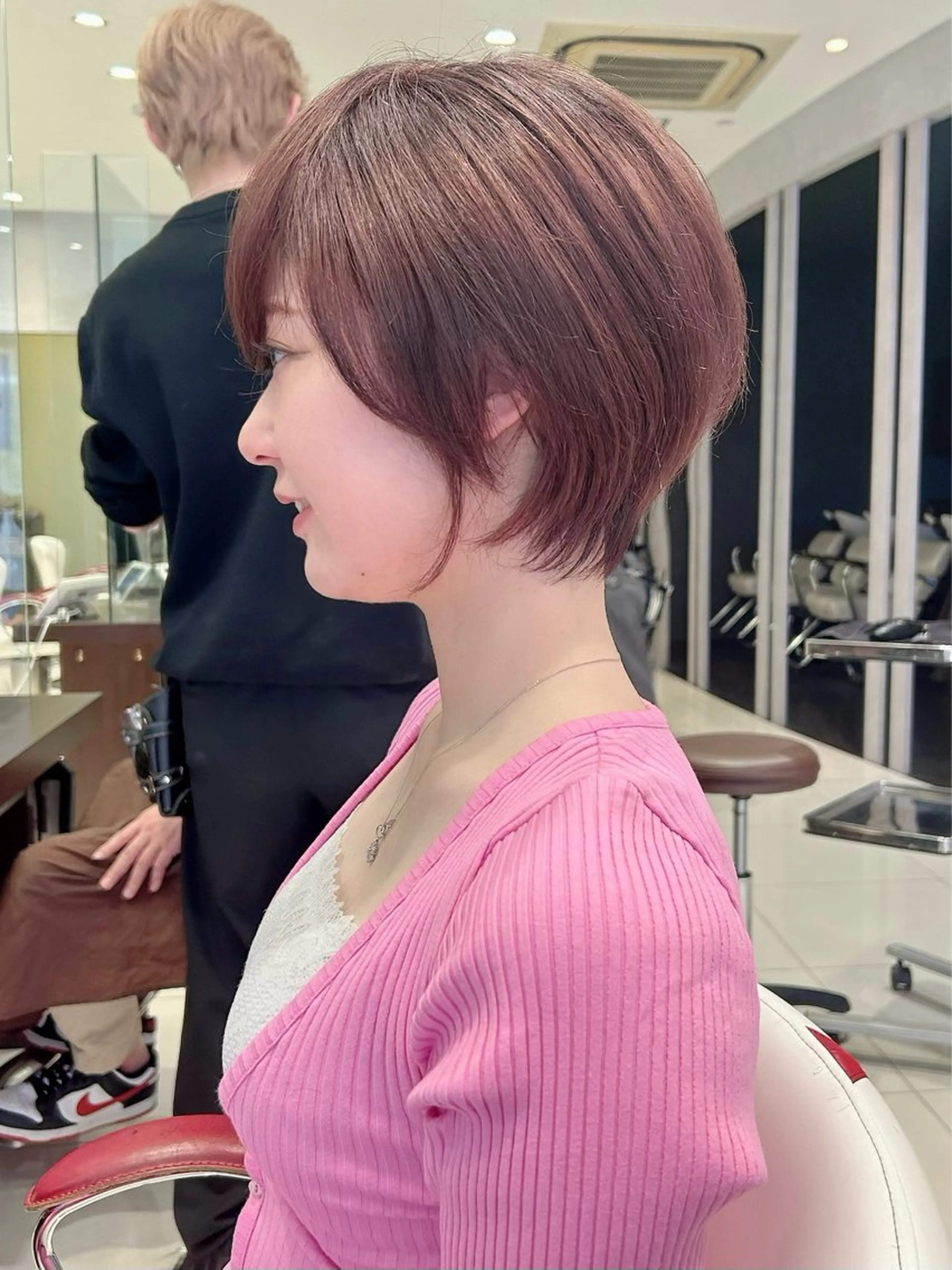 ショート カラー ショートボブ ベージュカラー ピンクカラー ピンクベージュ ボブ ✂️ｼｮｰﾄの匠✂️ 國井慎平のヘアスタイル