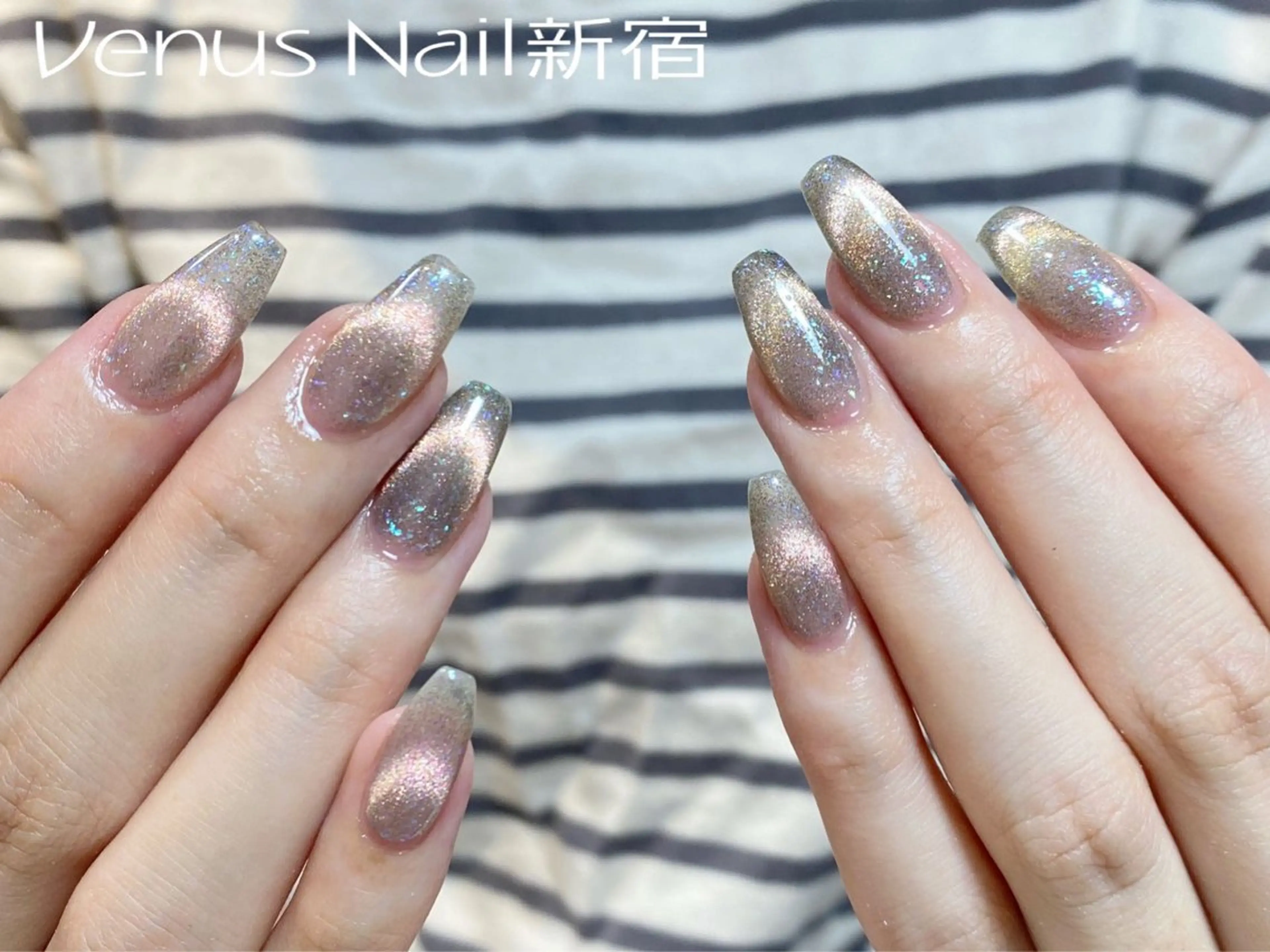 ネイル ジェルネイル キラキラネイル マグネットネイル ワンカラーネイル Venus nail チップ長さだし専門店のネイルデザイン