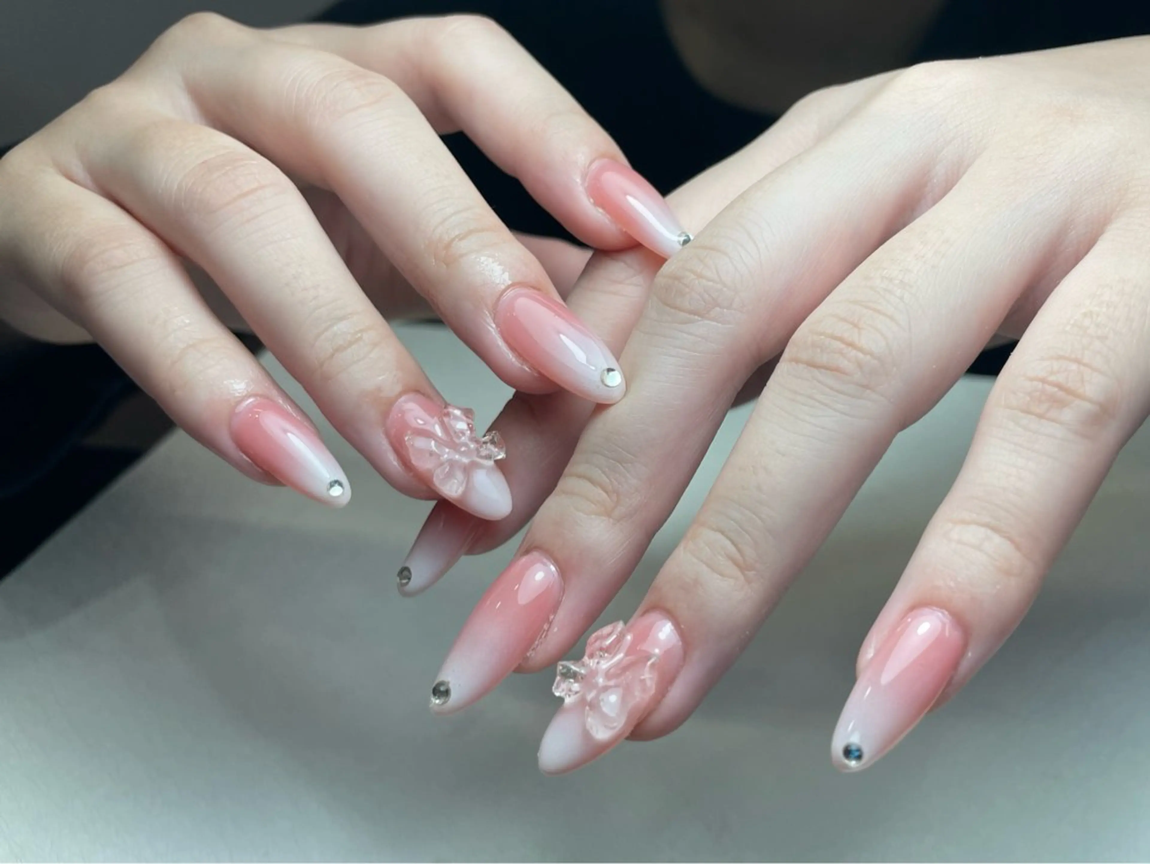 ネイル アートネイル オーロラネイル 長さ出し フットネイル フレンチネイル 中野駅から2分 MEO NAILのネイルデザイン
