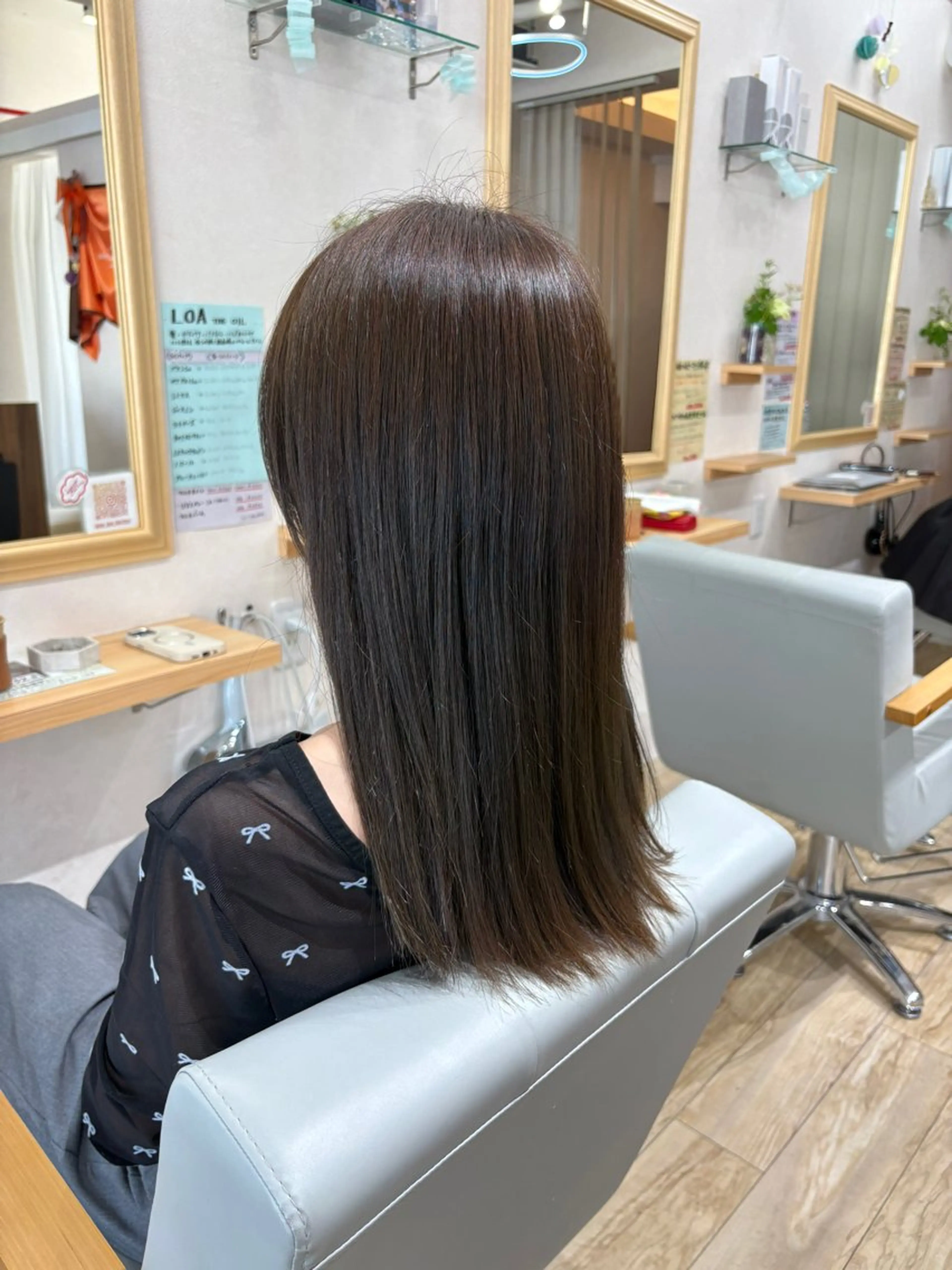 セミロング カラー ベージュカラー 透明感カラー 磯部 優雅のヘアスタイル