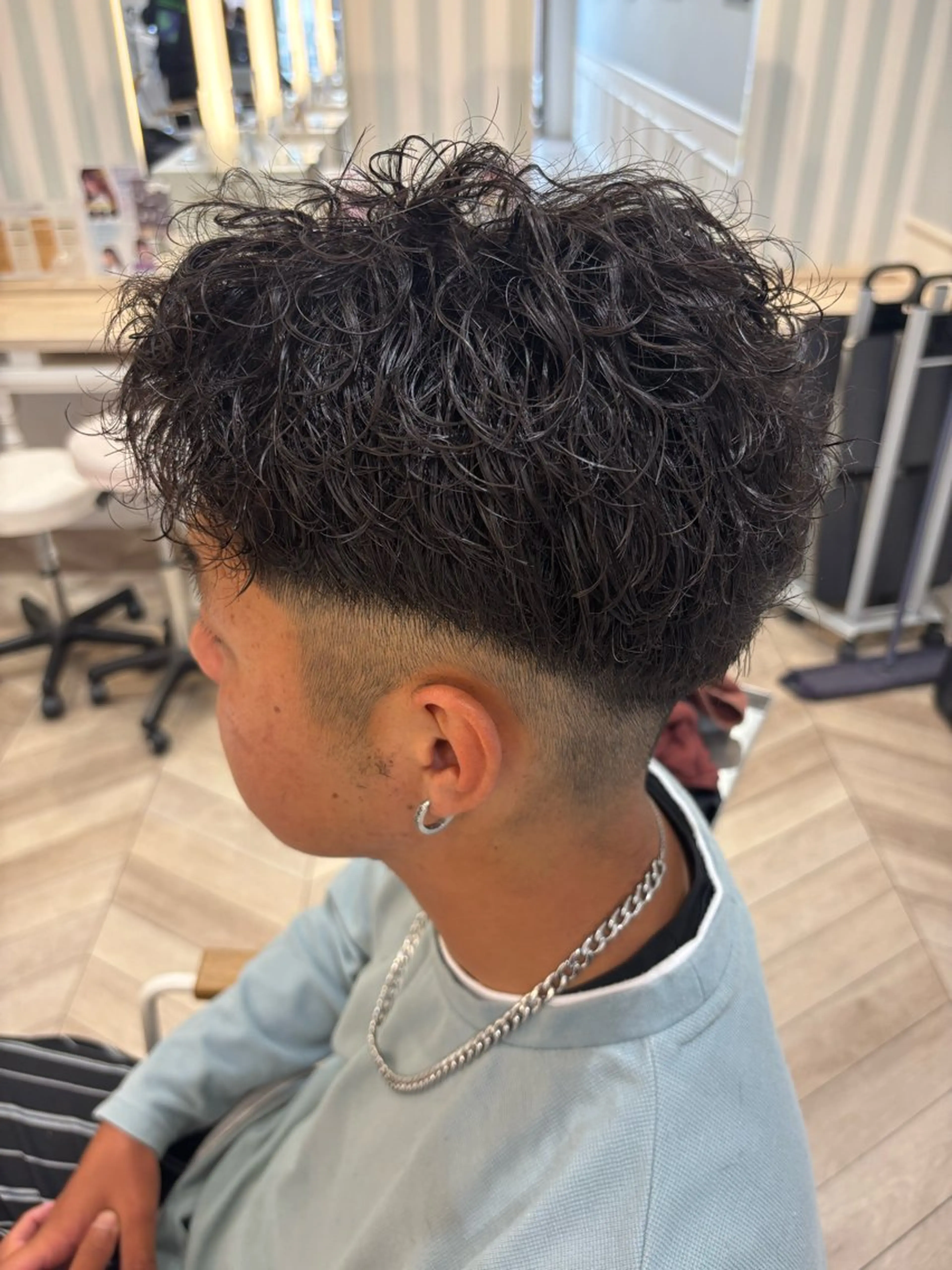 ショート カラー パーマ ヘアアレンジ メンズ キッズ メンズブリーチ センターパート カルマパーマ マッシュ メンズパーマ 🫧Selene SHOGO🫧のヘアスタイル