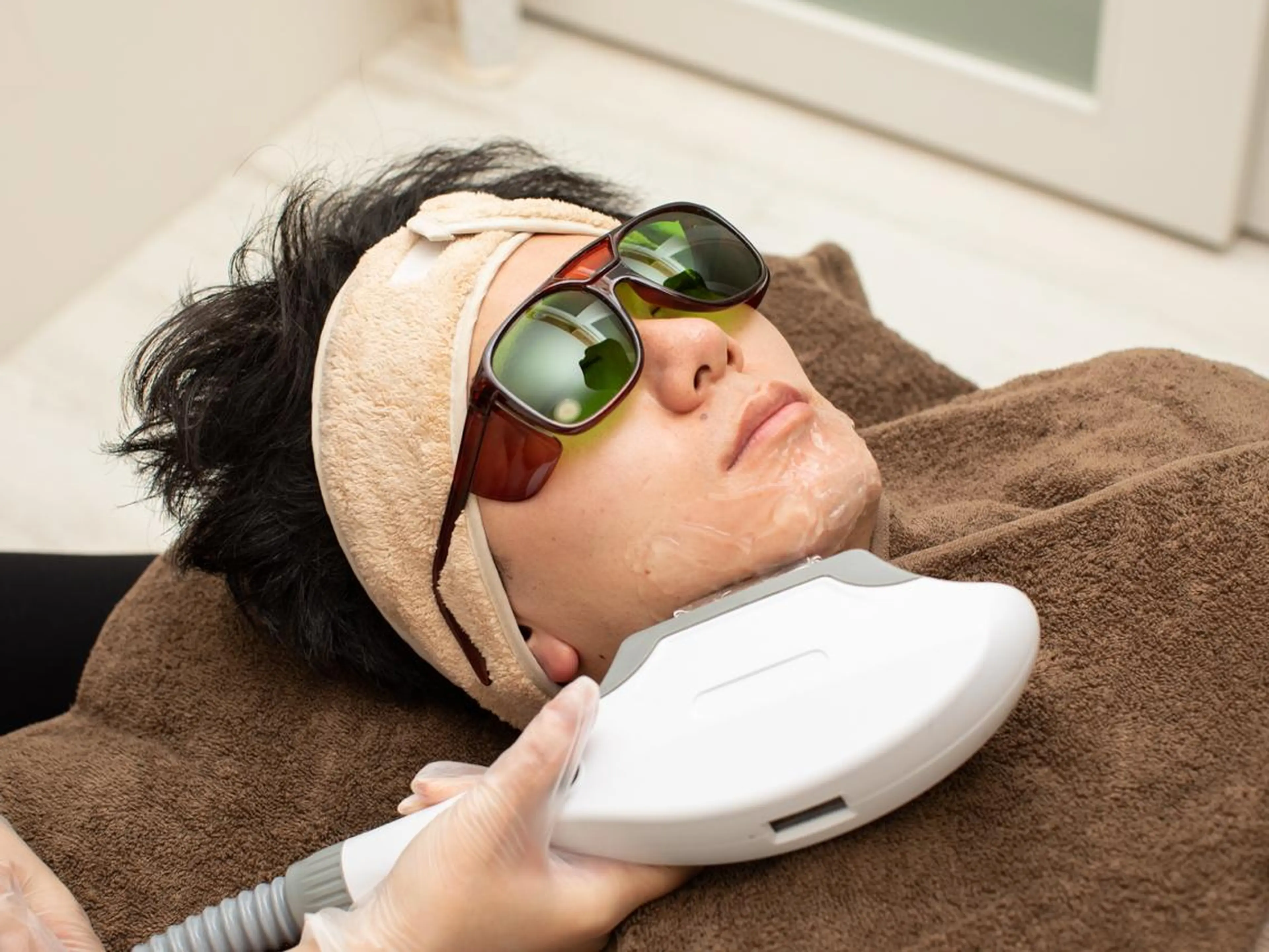 メンズ 肌質改善×脱毛サロン Alpiniaのエステ・リラクイメージ