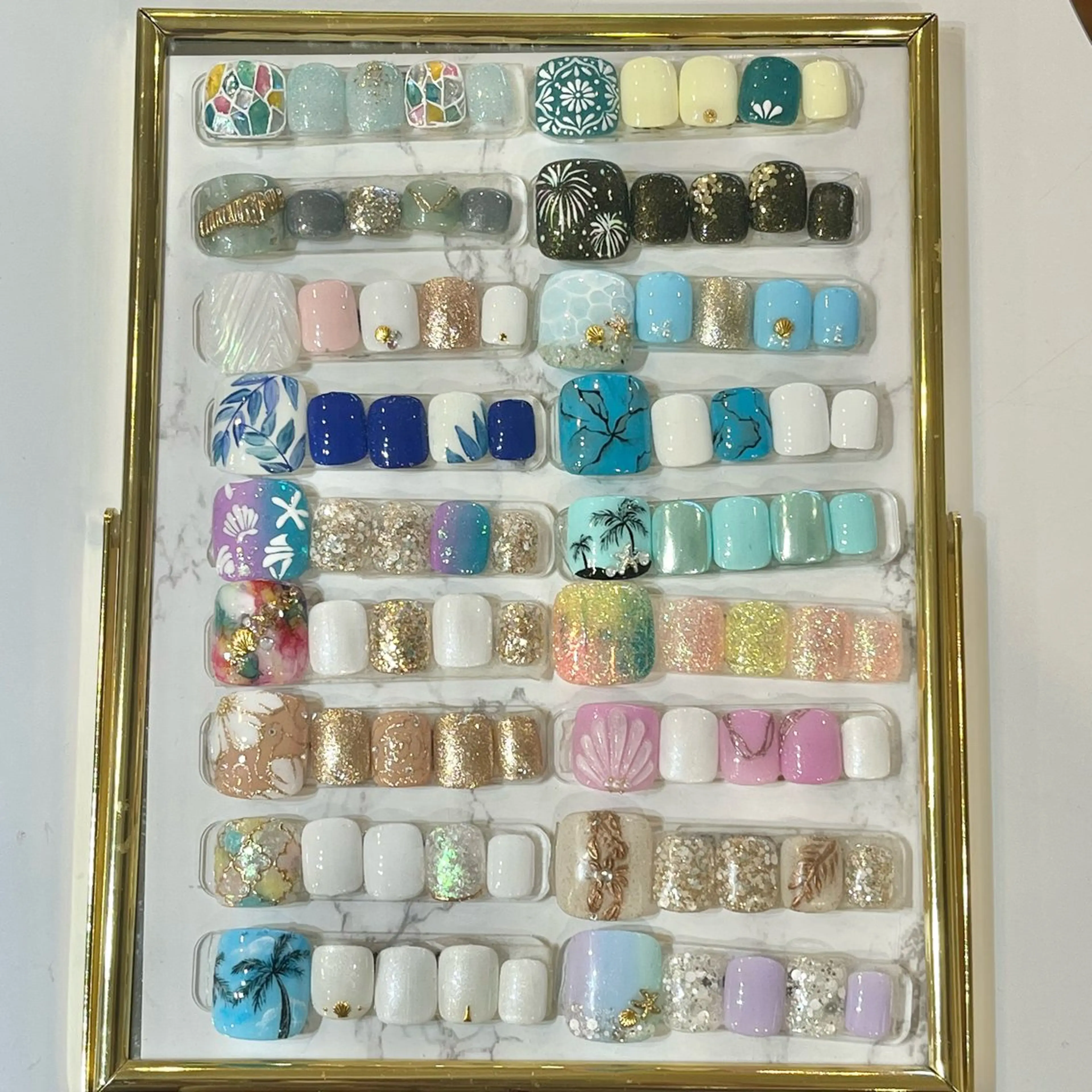 ネイル 近藤 美春のネイルデザイン