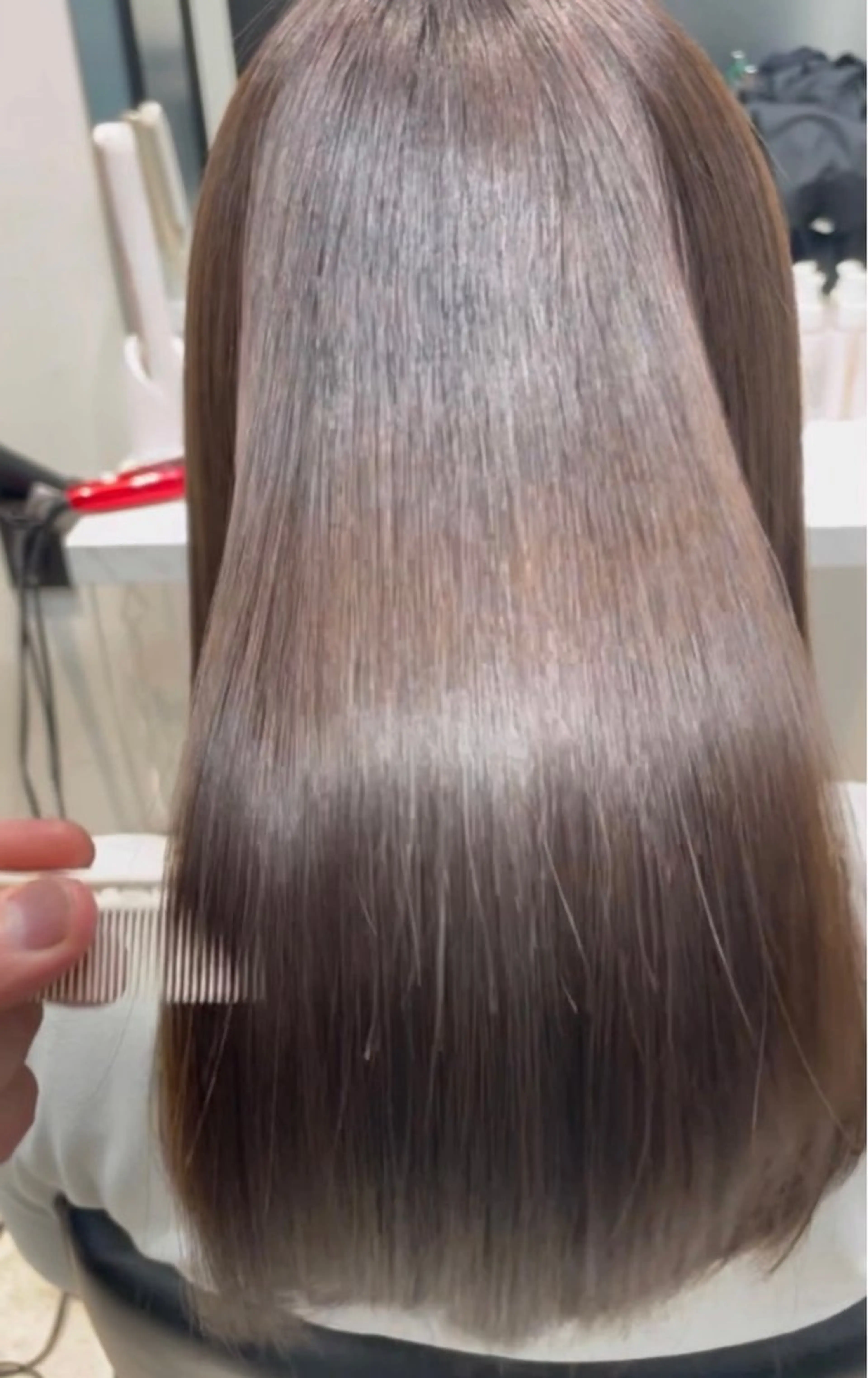 ミディアム カラー アッシュ ベージュカラー 縮毛矯正 カット ヘアカラー 縮毛矯正 トリートメント 縮毛•酸性矯正特化/ 美髪•髪質改善/KJのヘアスタイル