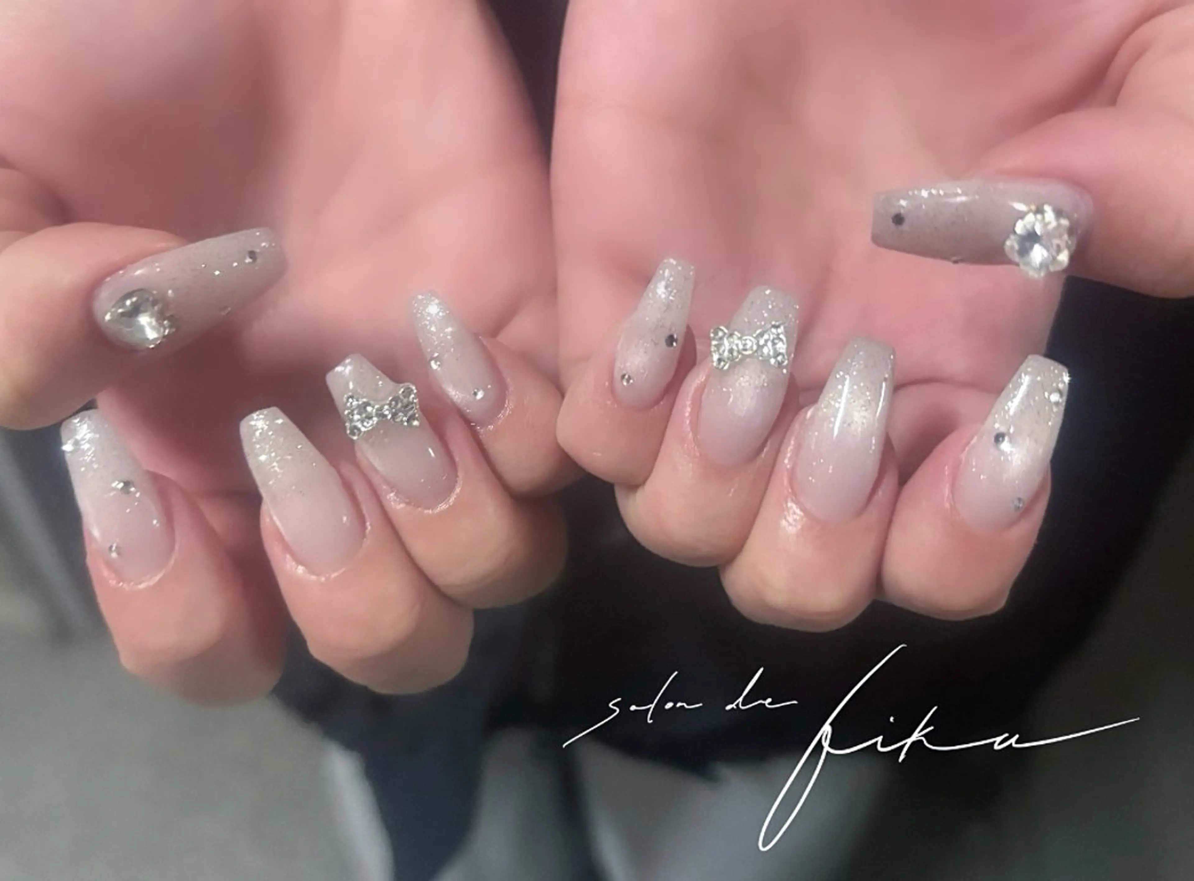 ネイル ハンドネイル 武智日々花 【パラジェル取扱店】のネイルデザイン