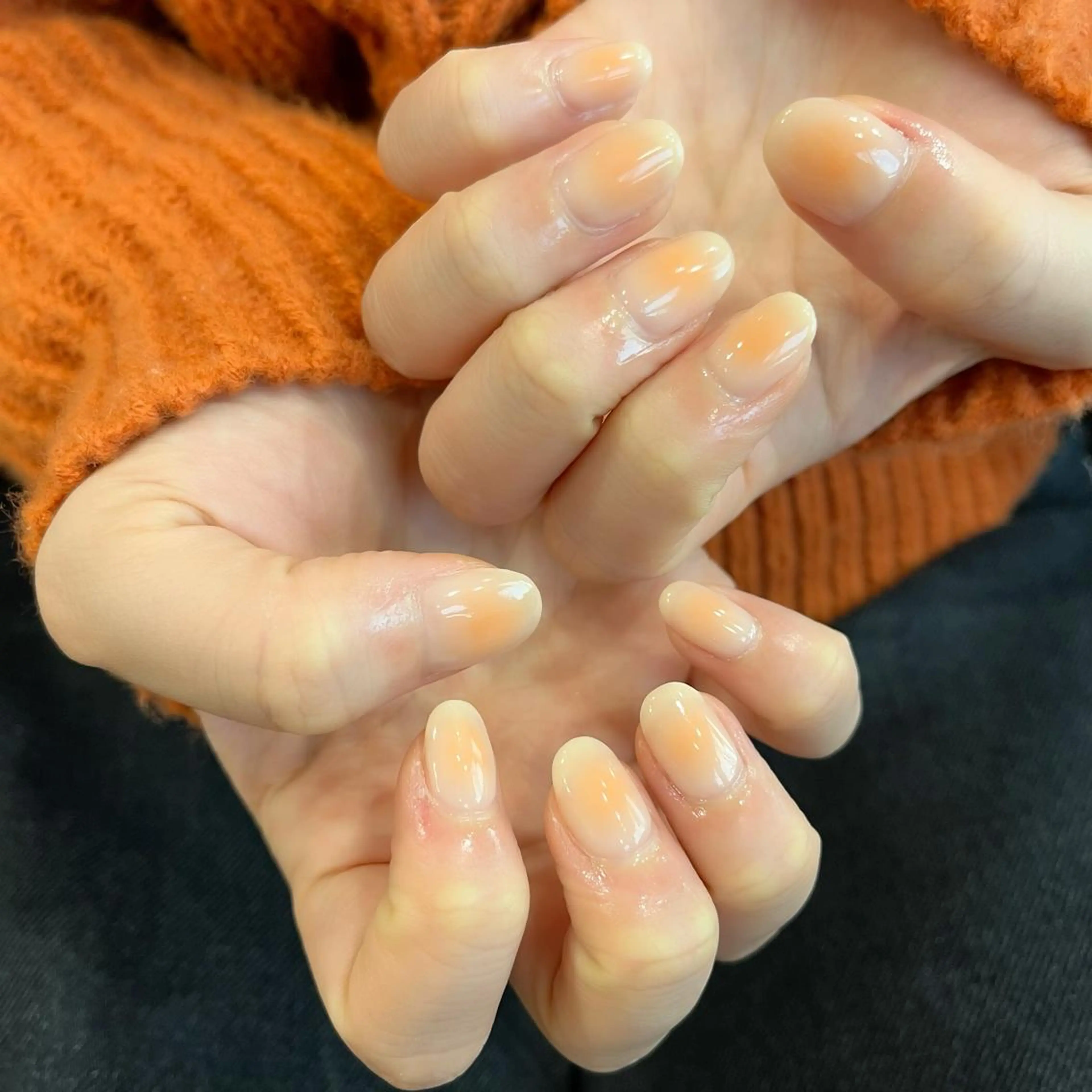 ネイル チークネイル 氷ネイル・うるうるネイル オレンジ シンプルネイル 阿部 ほのかのネイルデザイン
