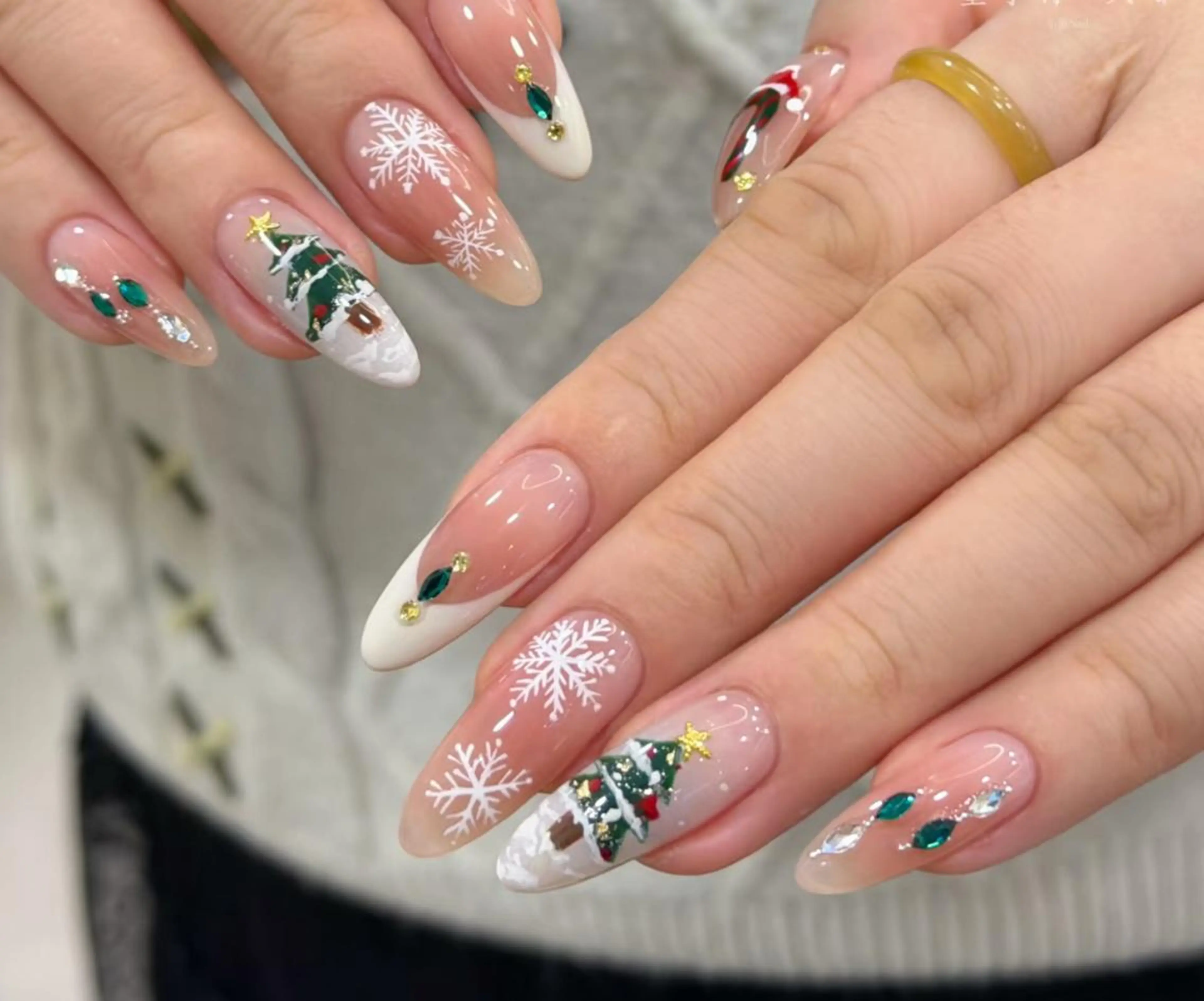 ネイル ハンドネイル 🎀 KiKi_nailのネイルデザイン