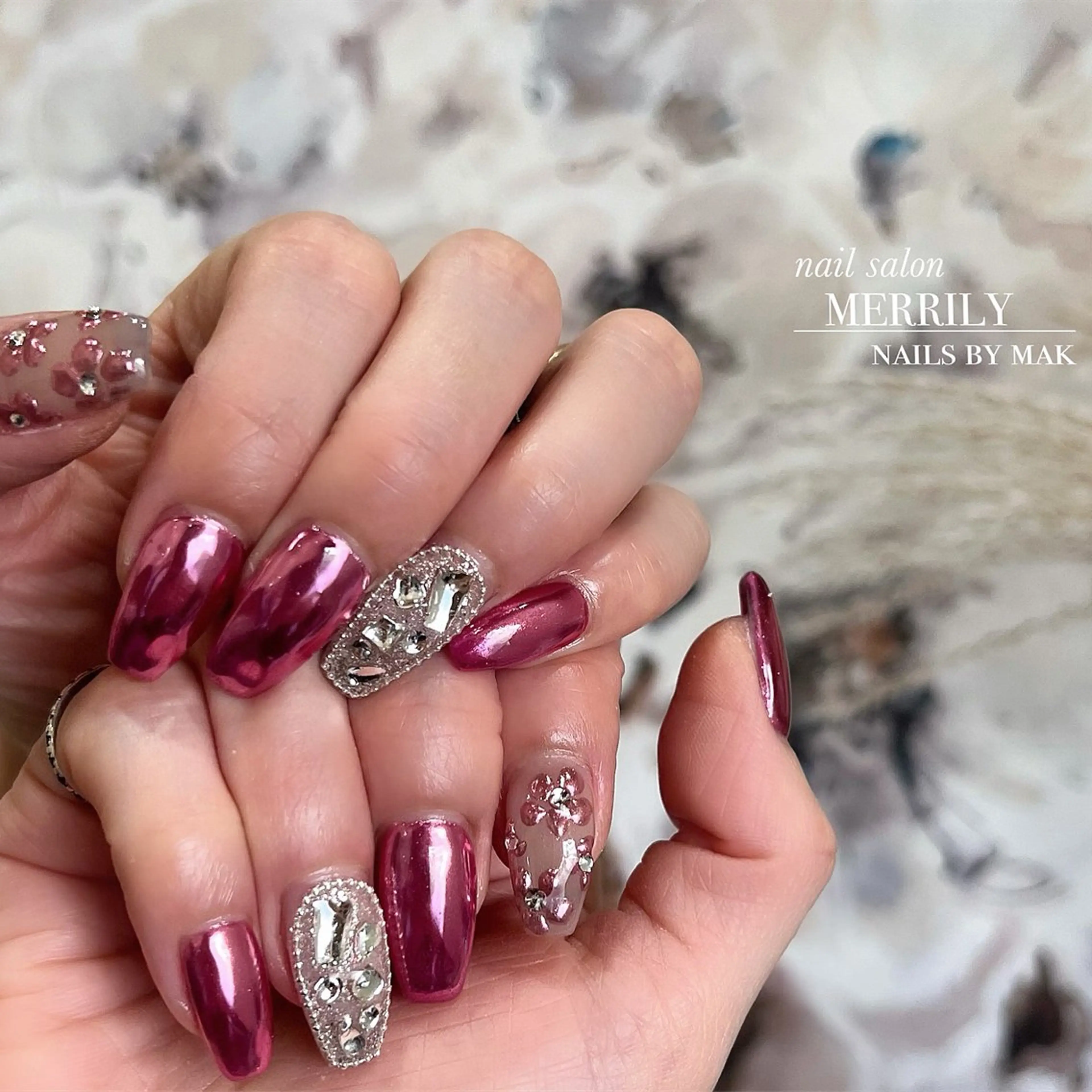 ネイル キラキラネイル ピンク ハンドネイル salon de Cheliのネイルデザイン