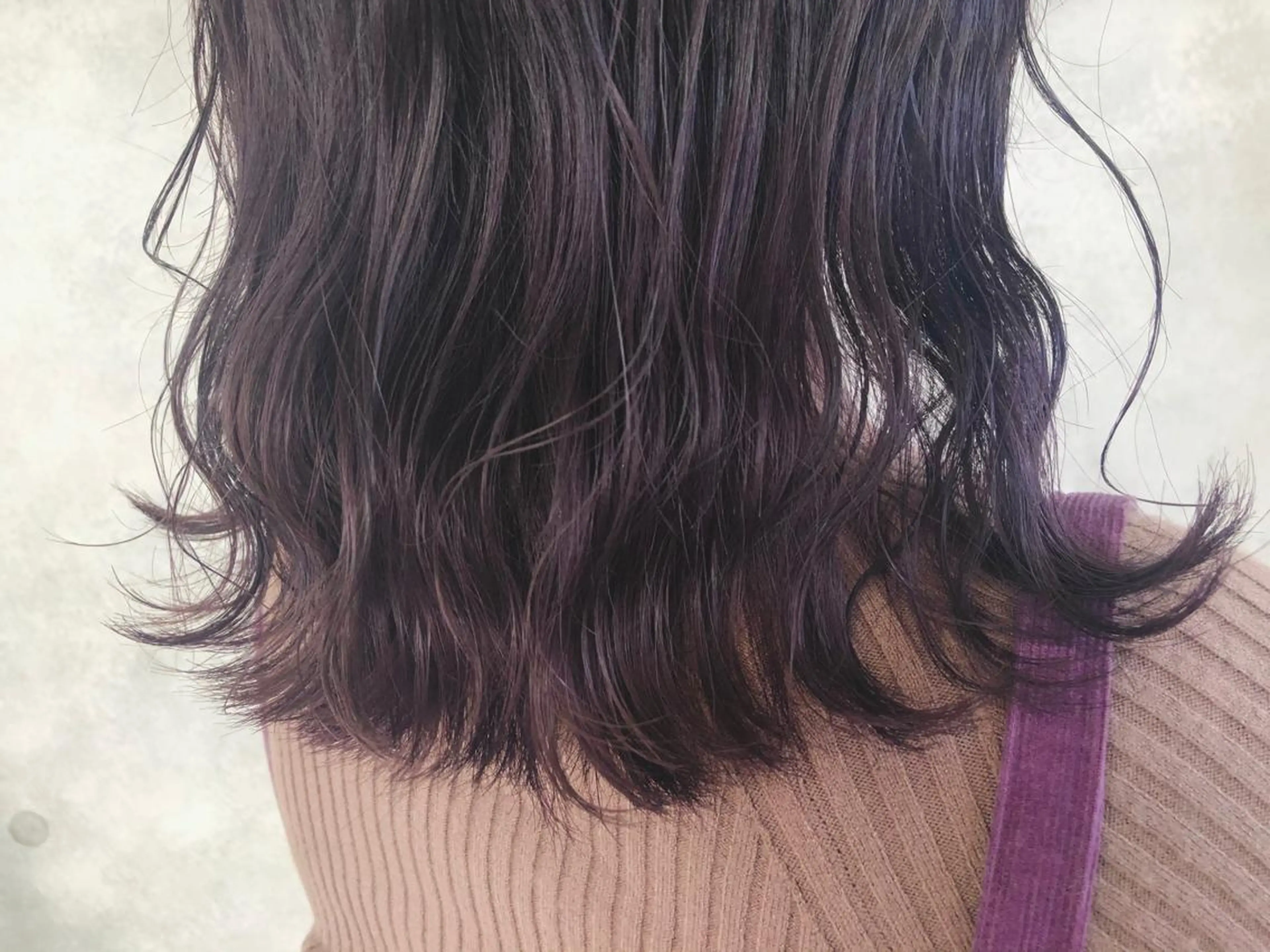 ミディアム ヘアカラー ベージュ指名No1 加賀詩織のヘアスタイル