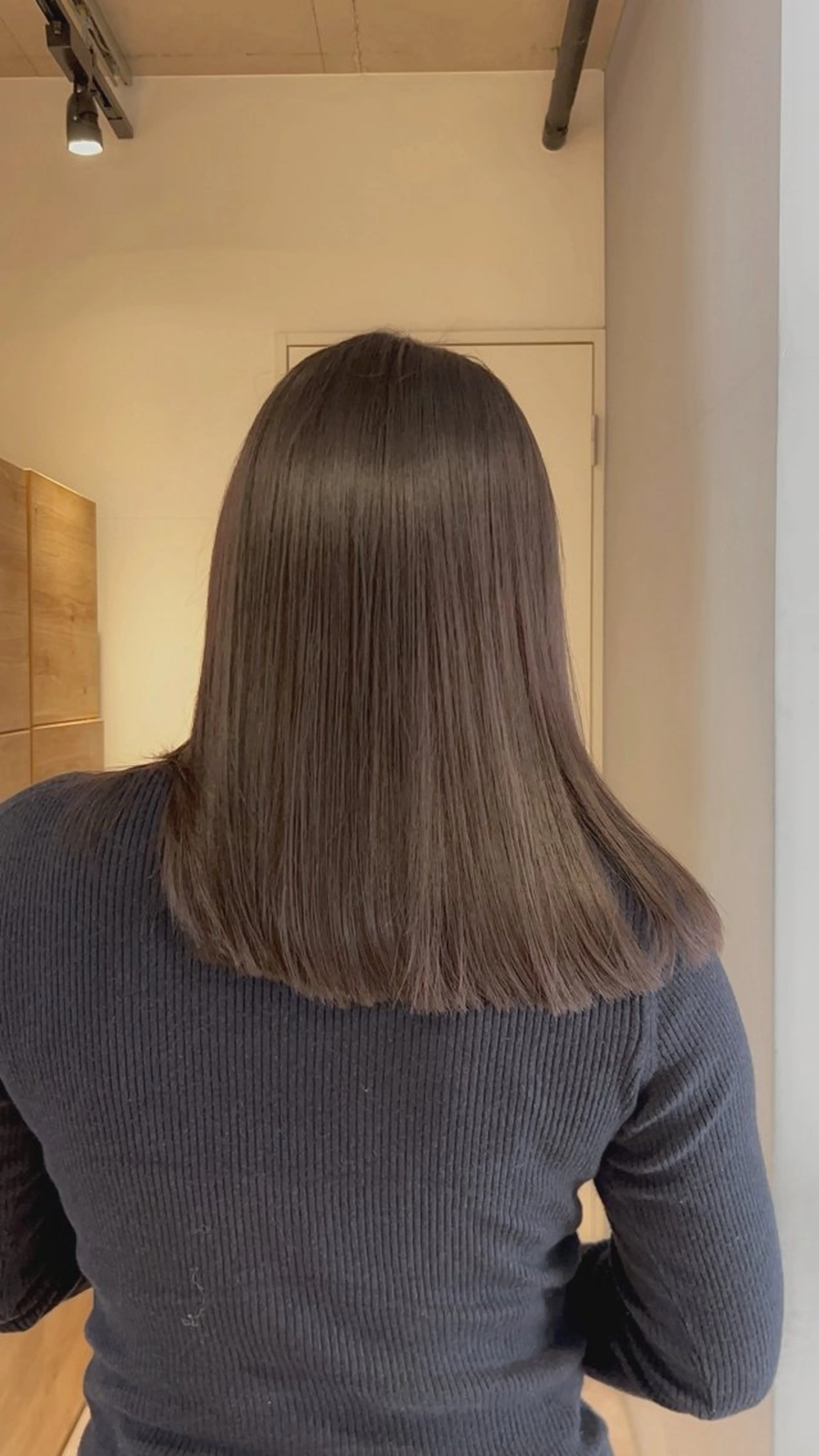 ミディアム カラー グレージュ カット ヘアカラー 葉月/ボブ/ 透明感カラー／中目黒のヘアスタイル