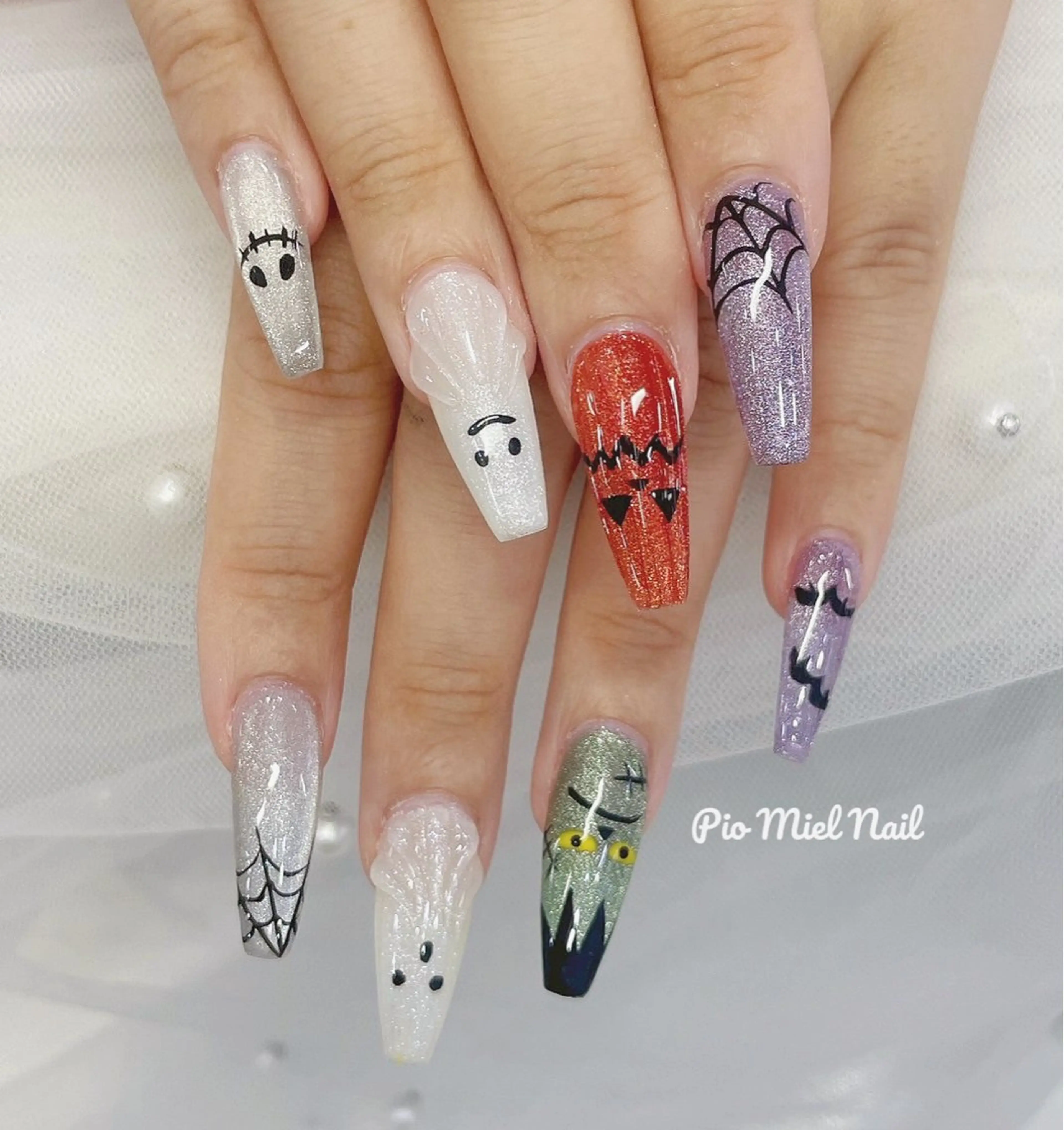 ロング Pio Mielのネイルデザイン