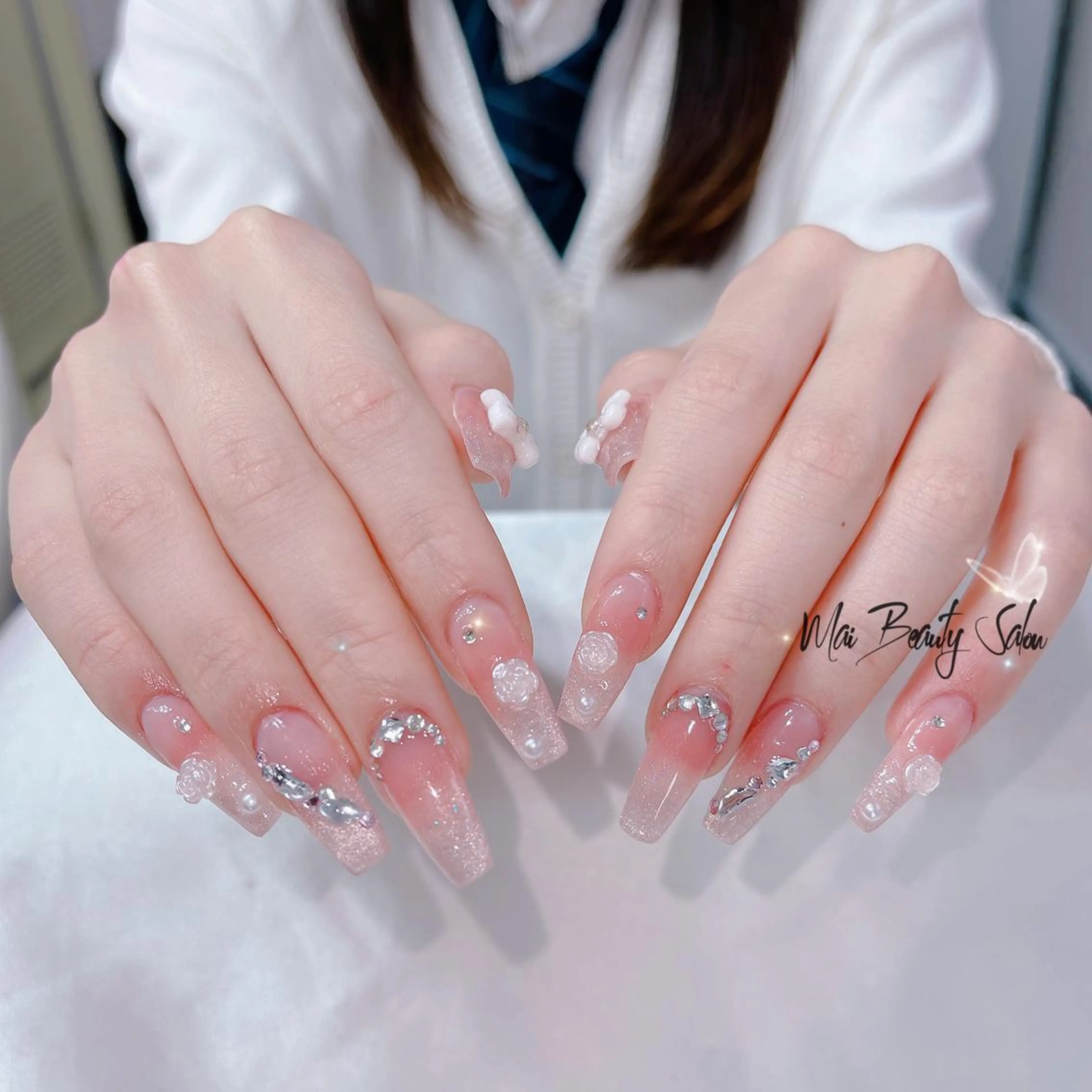 ネイル オーロラネイル チークネイル 長さ出し フラッシュネイル フットネイル MaiBeauty HaNaのネイルデザイン