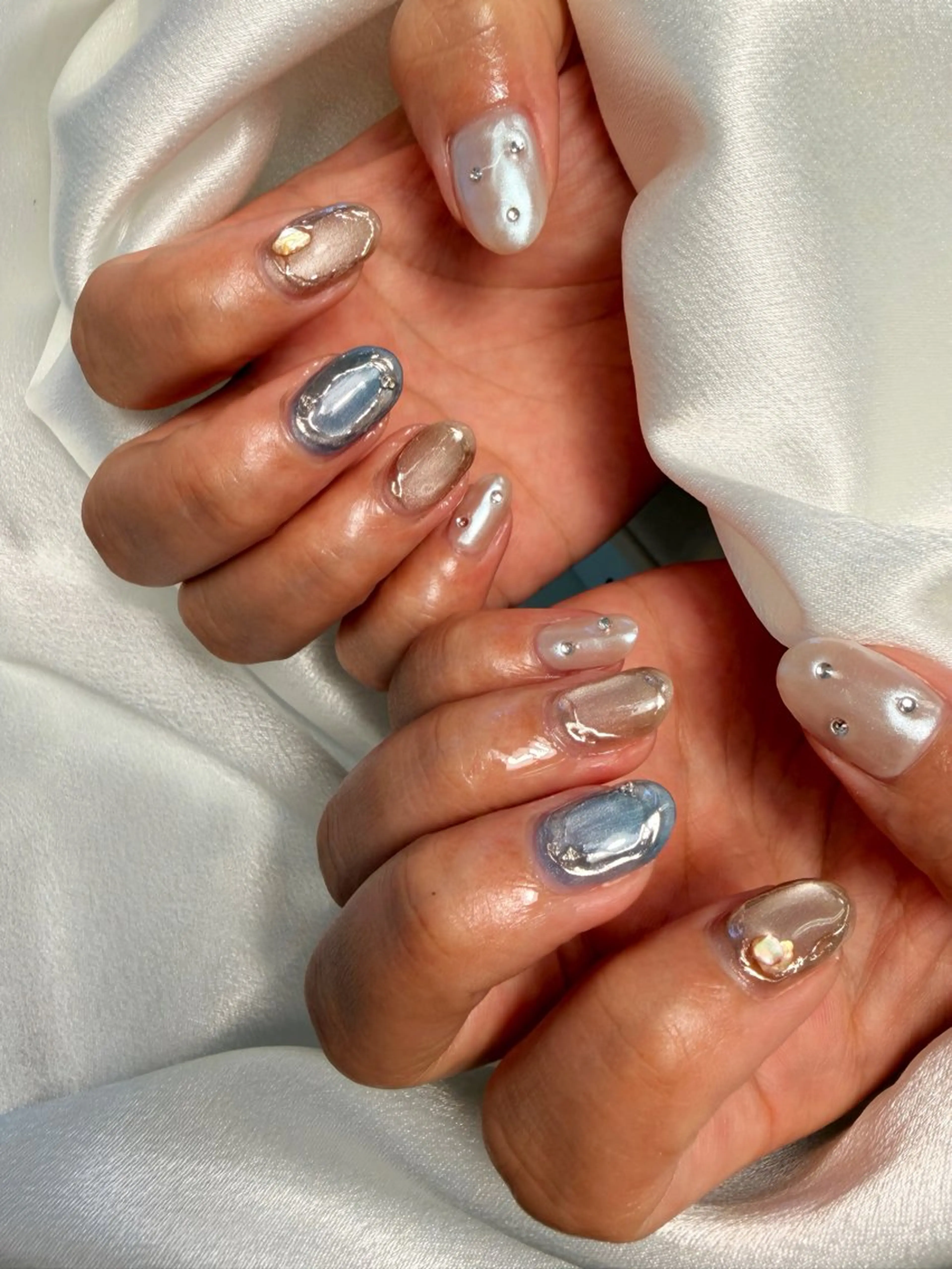 ネイル ハンドネイル nail salon BrooChillのネイルデザイン