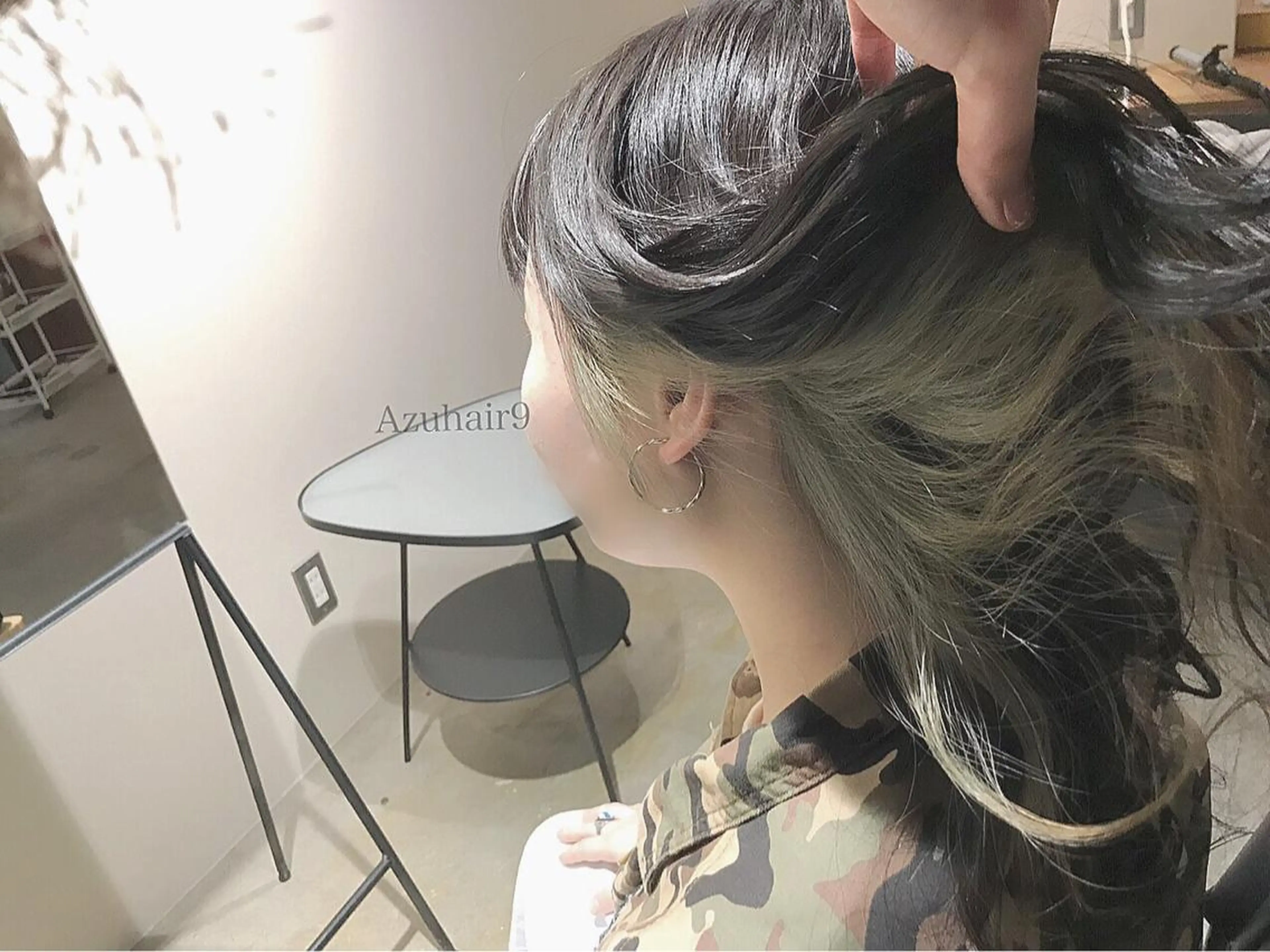 ロング カラー グレージュ インナーカラー RHAIRSALON 西山梓のヘアスタイル