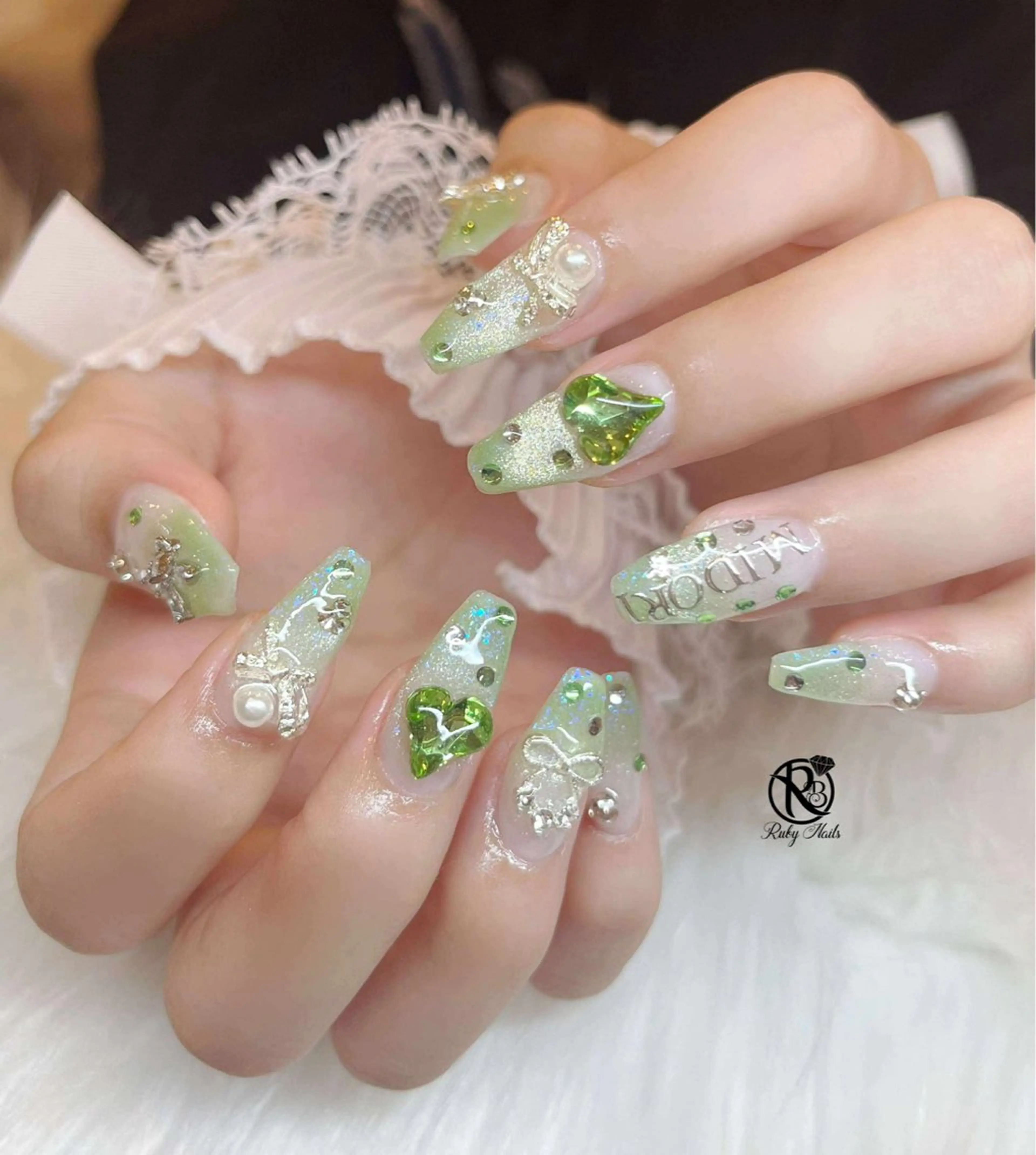 ネイル ハンドネイル RUBY Nail 日暮里店のネイルデザイン