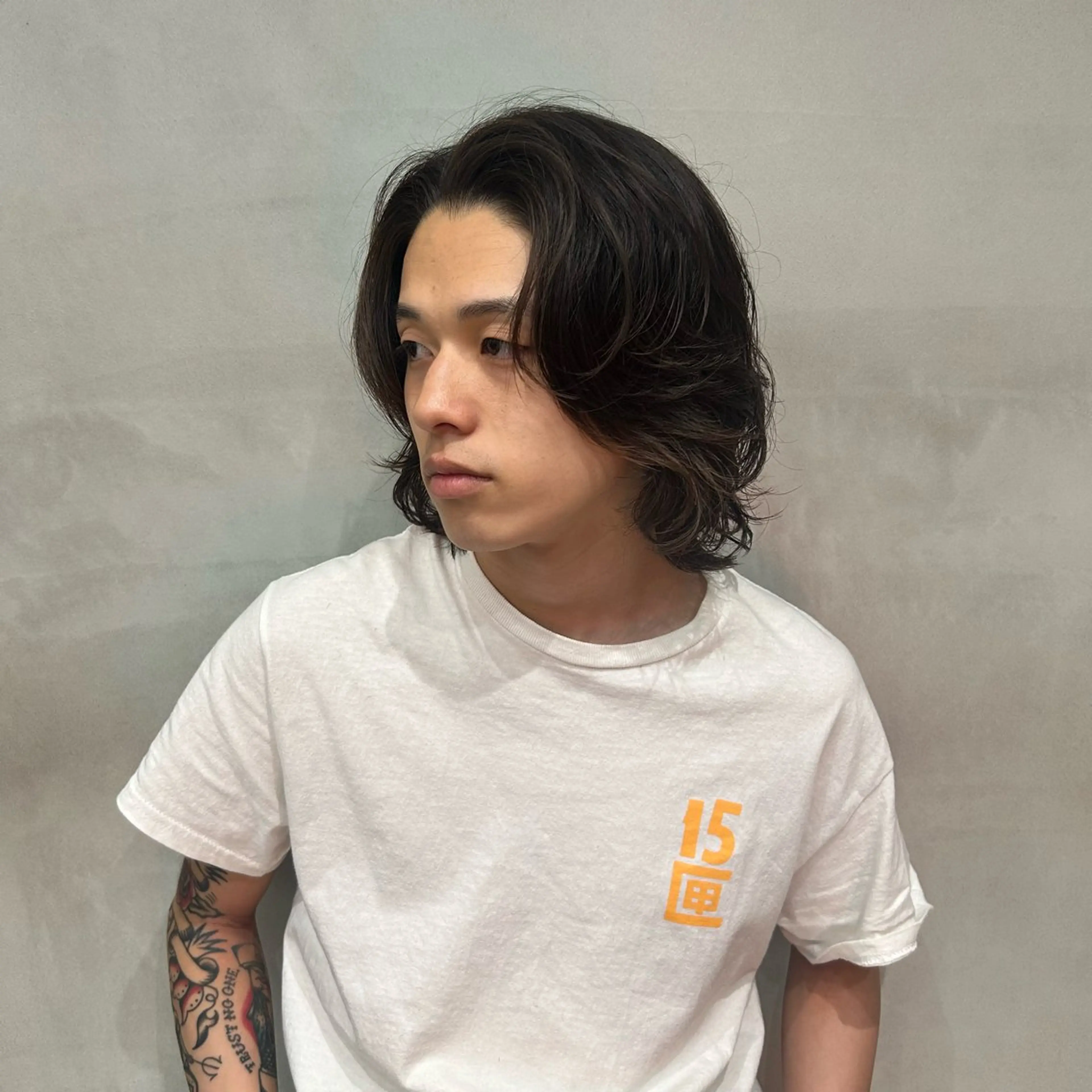 ミディアム パーマ メンズ fifth 安次富　泰雅のヘアスタイル