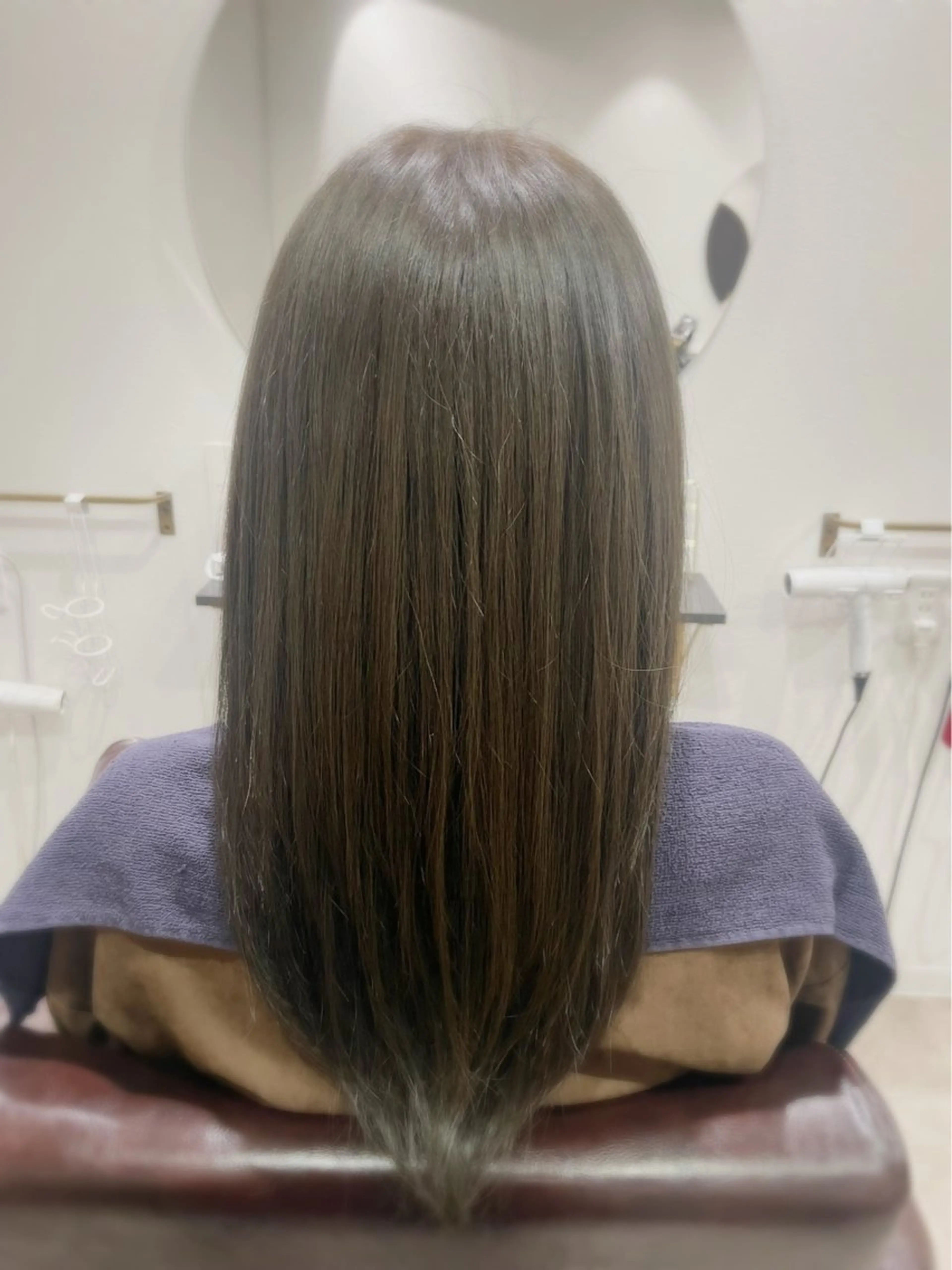 ロング アッシュ 髪質改善 トリートメント ヘアカラー takeda mioのマツエク・マツパデザイン