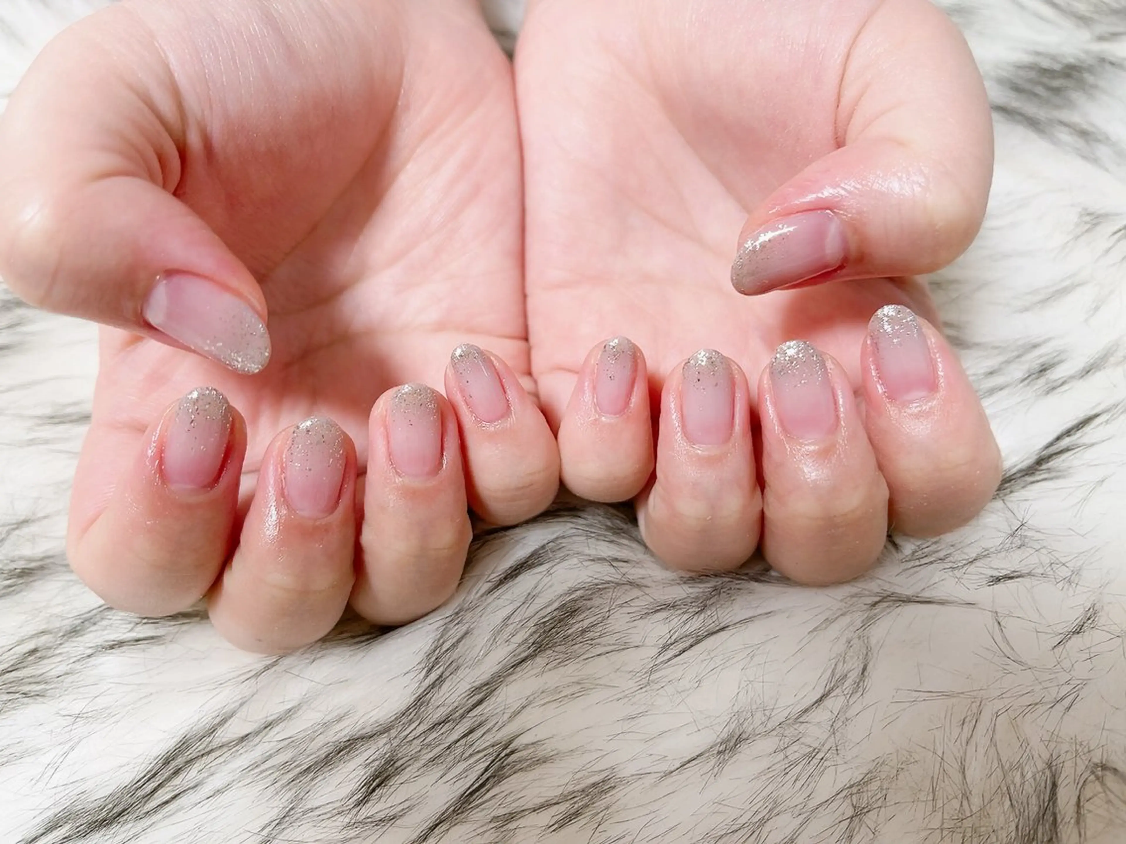 ネイル オーロラネイル フットネイル フレンチネイル ジェルネイル グラデーション ハンドネイル mogunail &blowのネイルデザイン