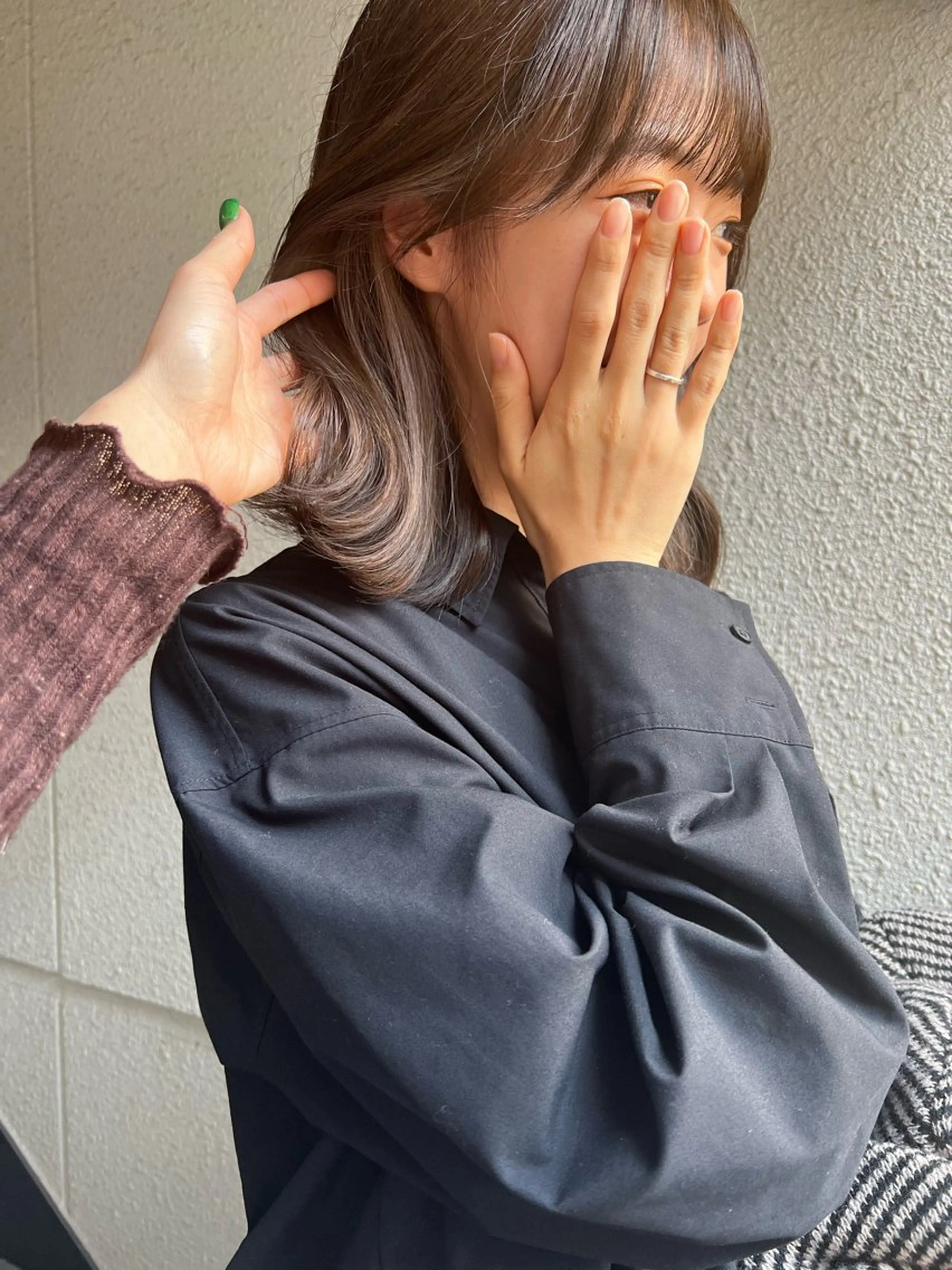 ミディアム カラー ブリーチ グレージュ ヘアカラー カラーパティシエ facce🌼ikoのヘアスタイル