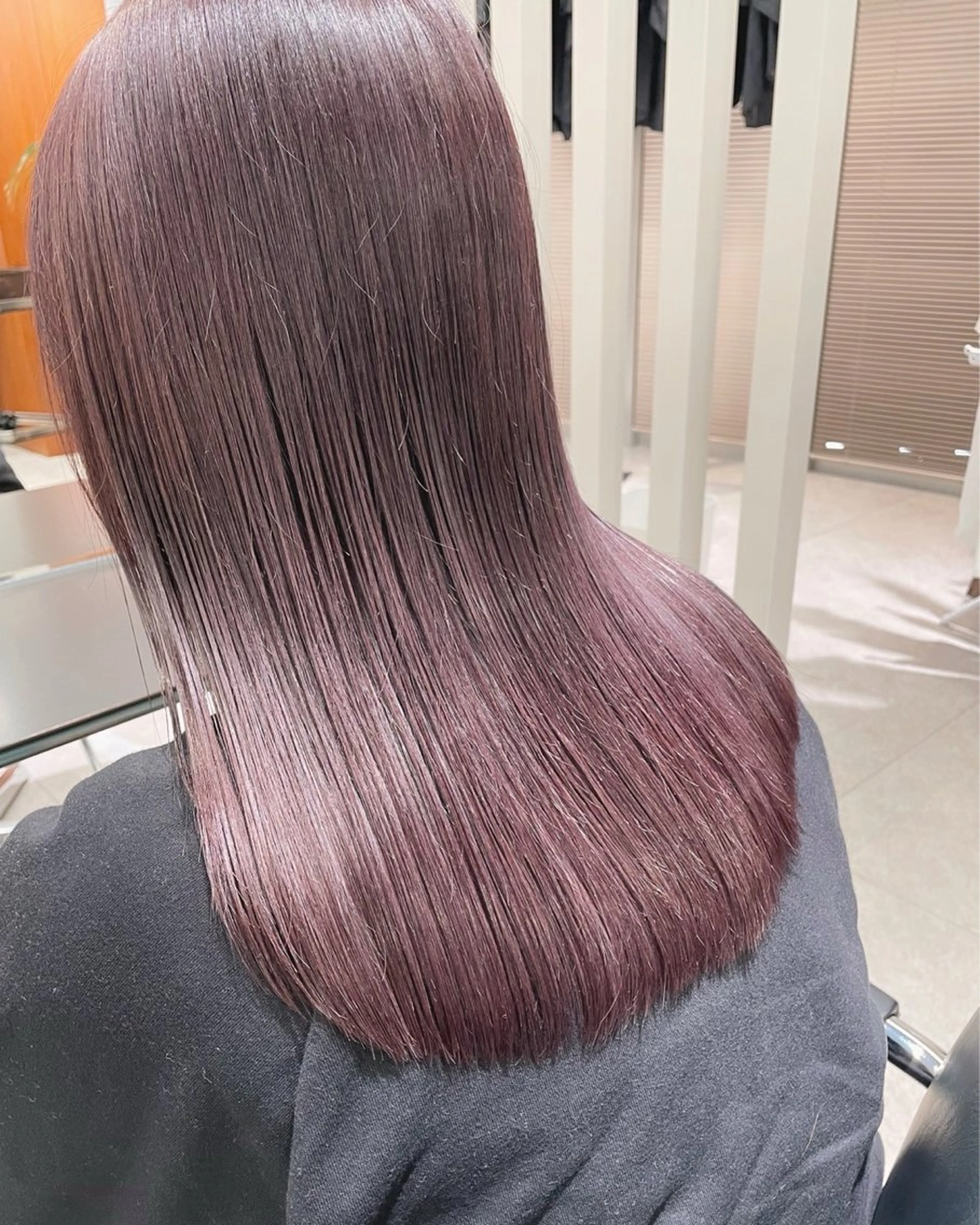 セミロング FILMS hotchiのヘアスタイル