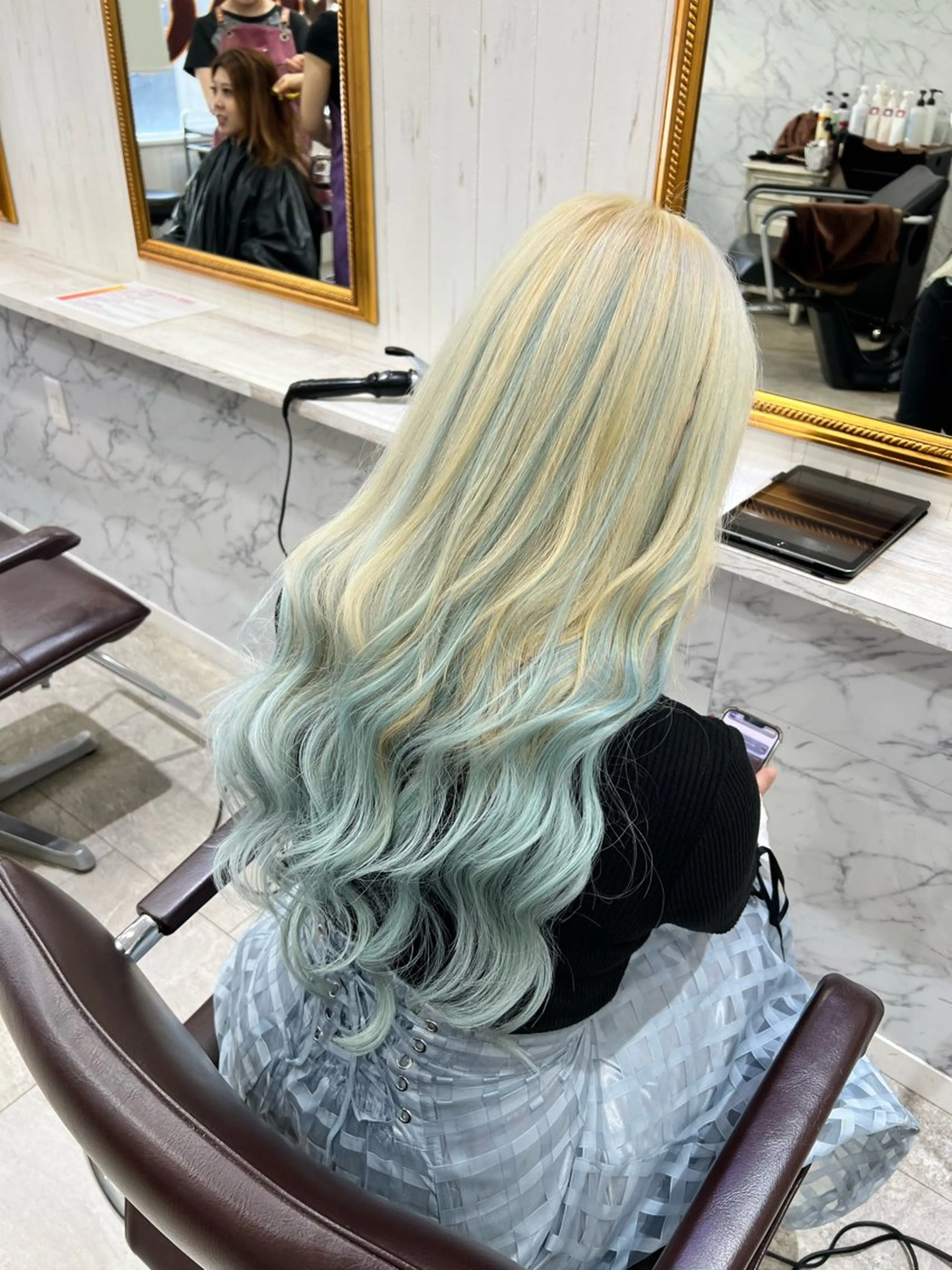 ロング カラー バレイヤージュ ハイトーンカラー レイヤーカット 心斎橋/エクステ /SEIYAのヘアスタイル