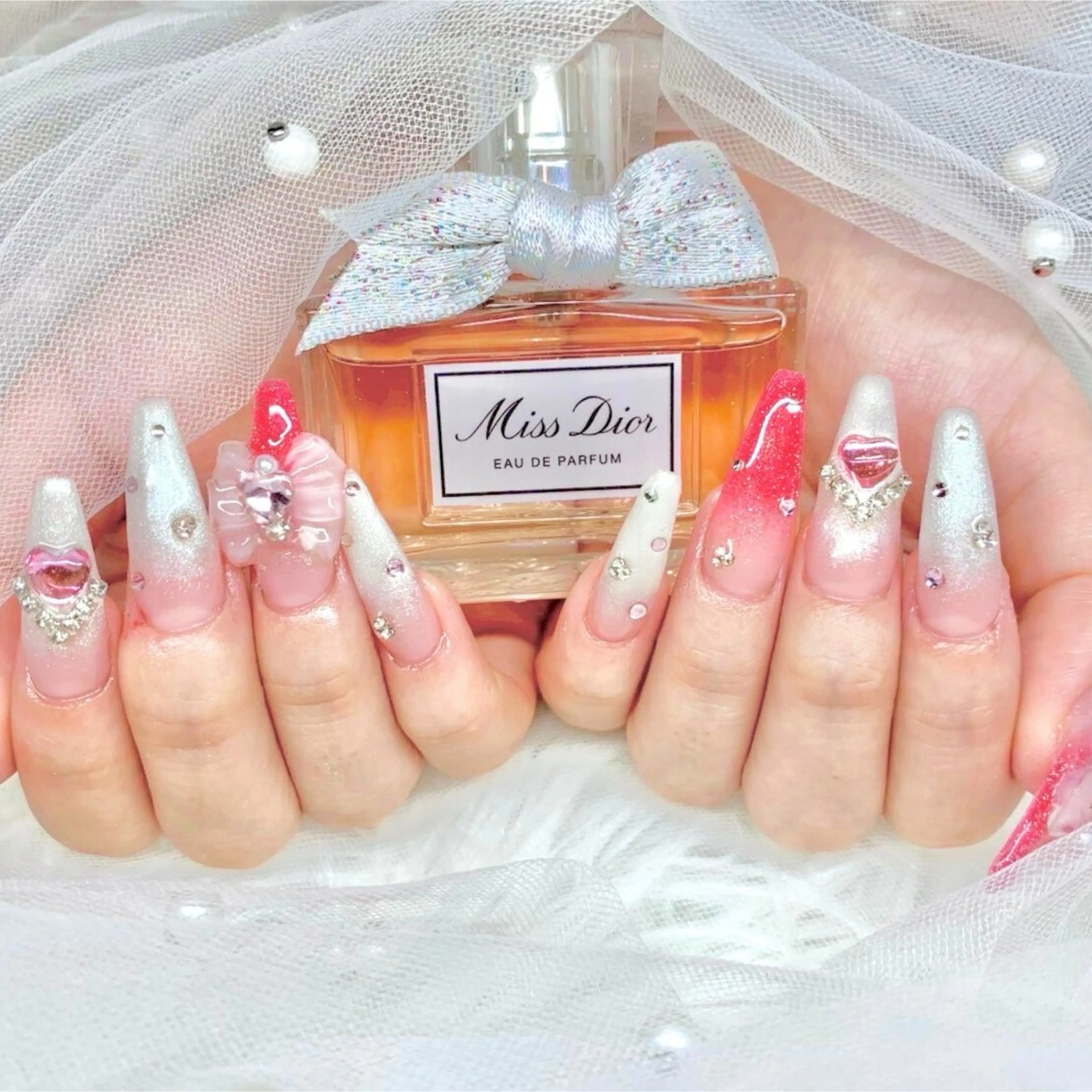 ネイル ハンドネイル フットネイル TiTi Pomme Rinoのネイルデザイン