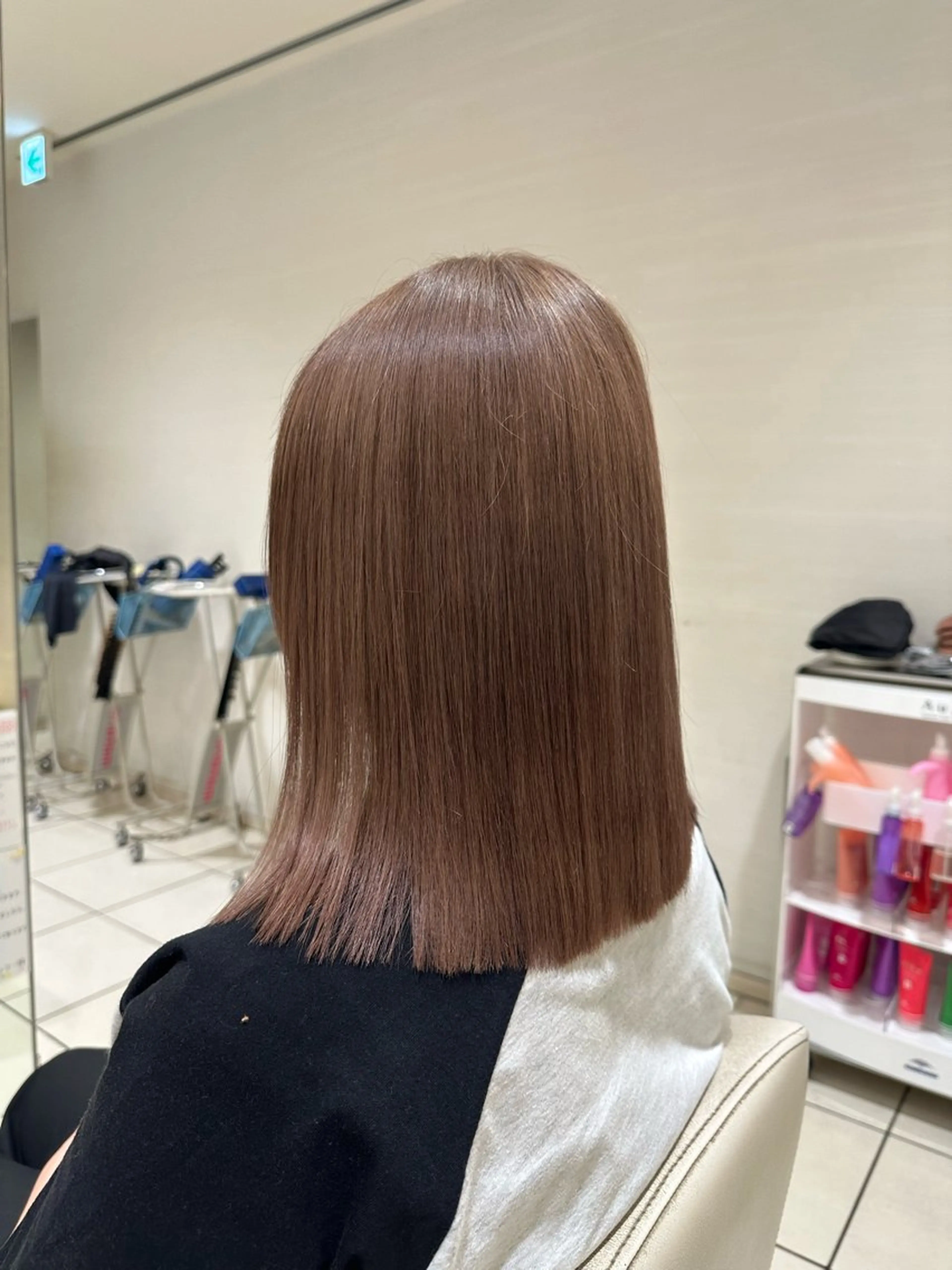 ミディアム カラー 松下仁美 /切りっぱなしボブのヘアスタイル