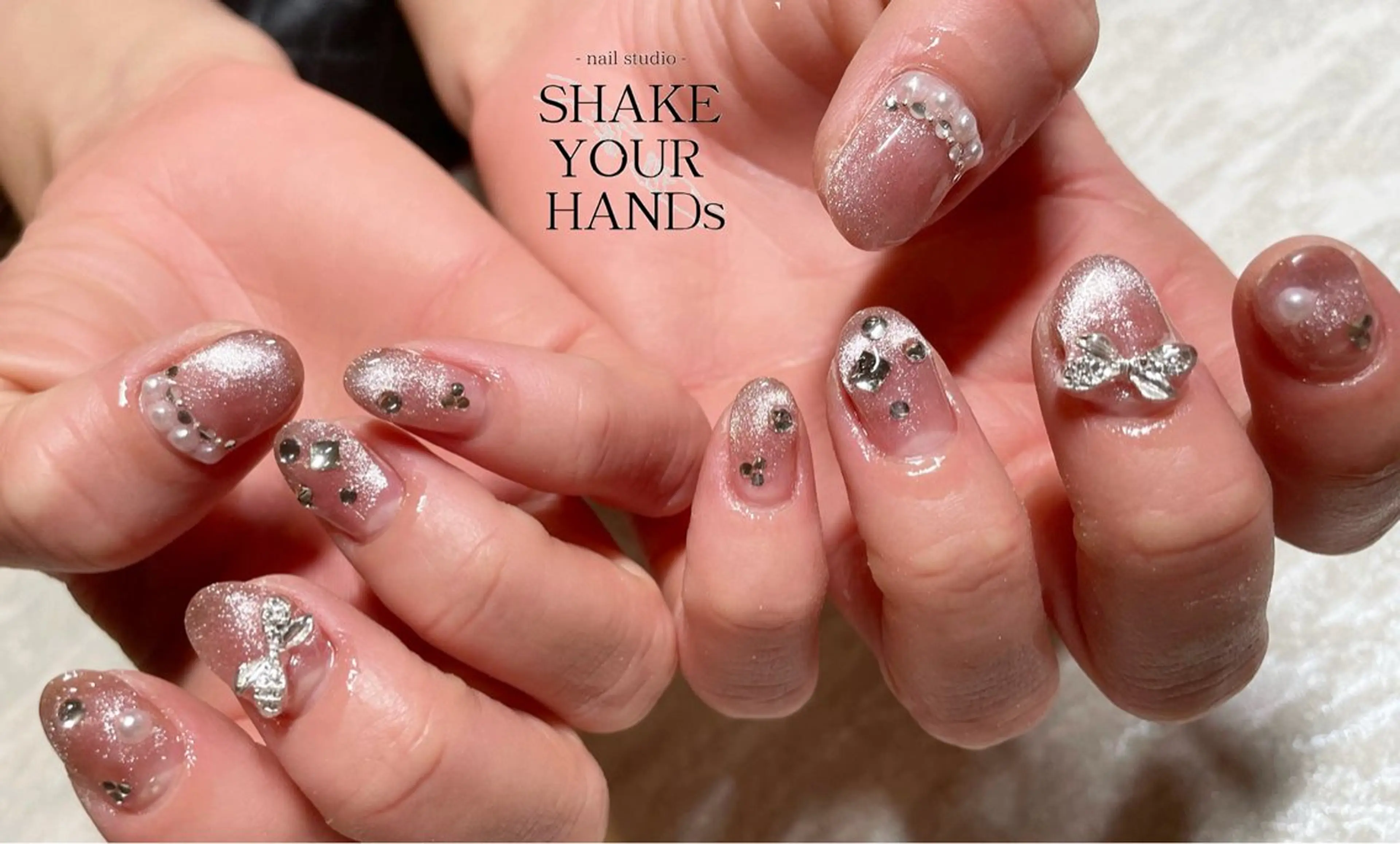 ネイル ネイルスタジオ シェイクユアハンズのネイルデザイン