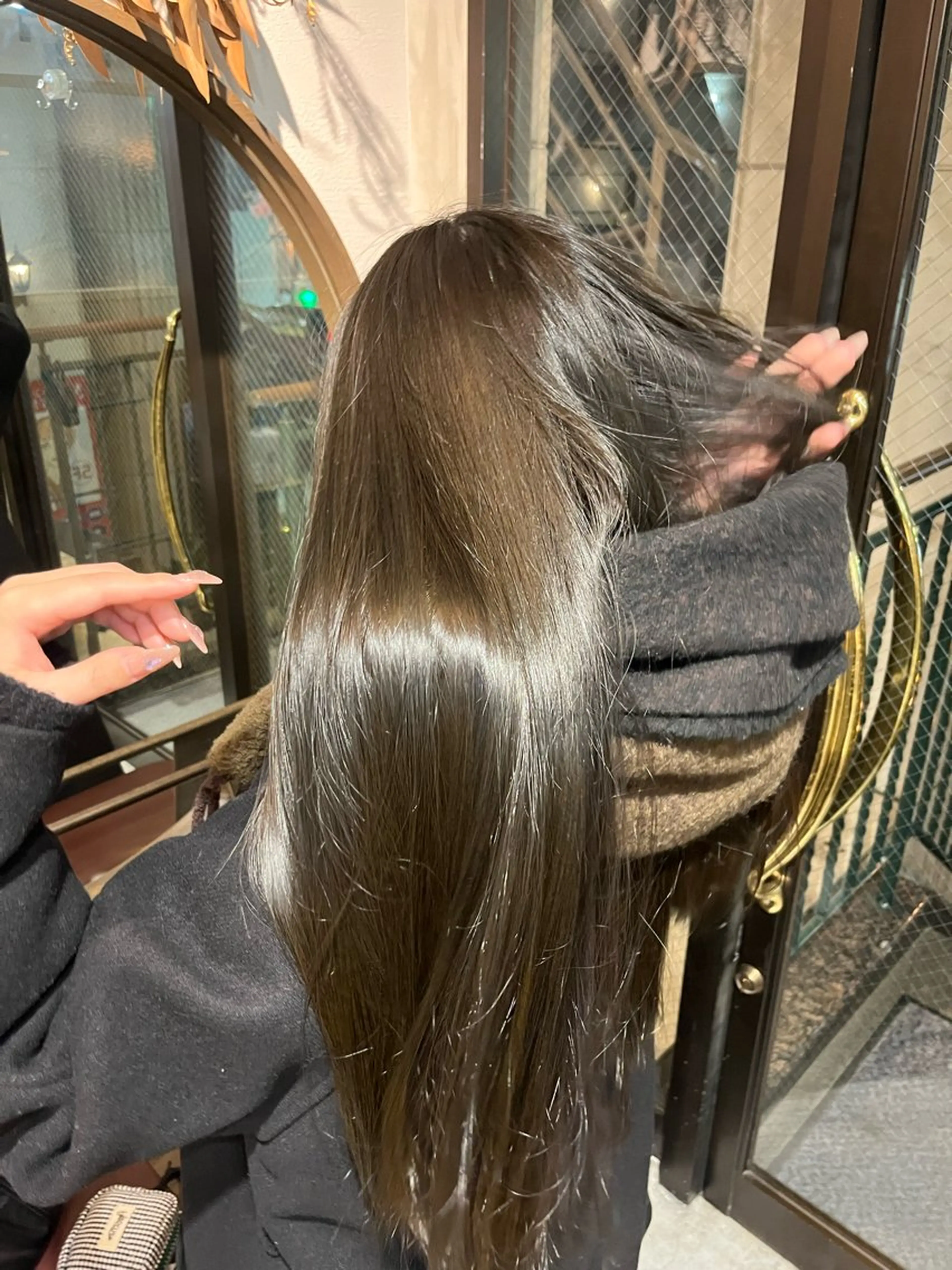 ロング カラー ベージュカラー ヘアカラー トリートメント 🤎透明感ツヤカラー Chinatsu🤎のヘアスタイル