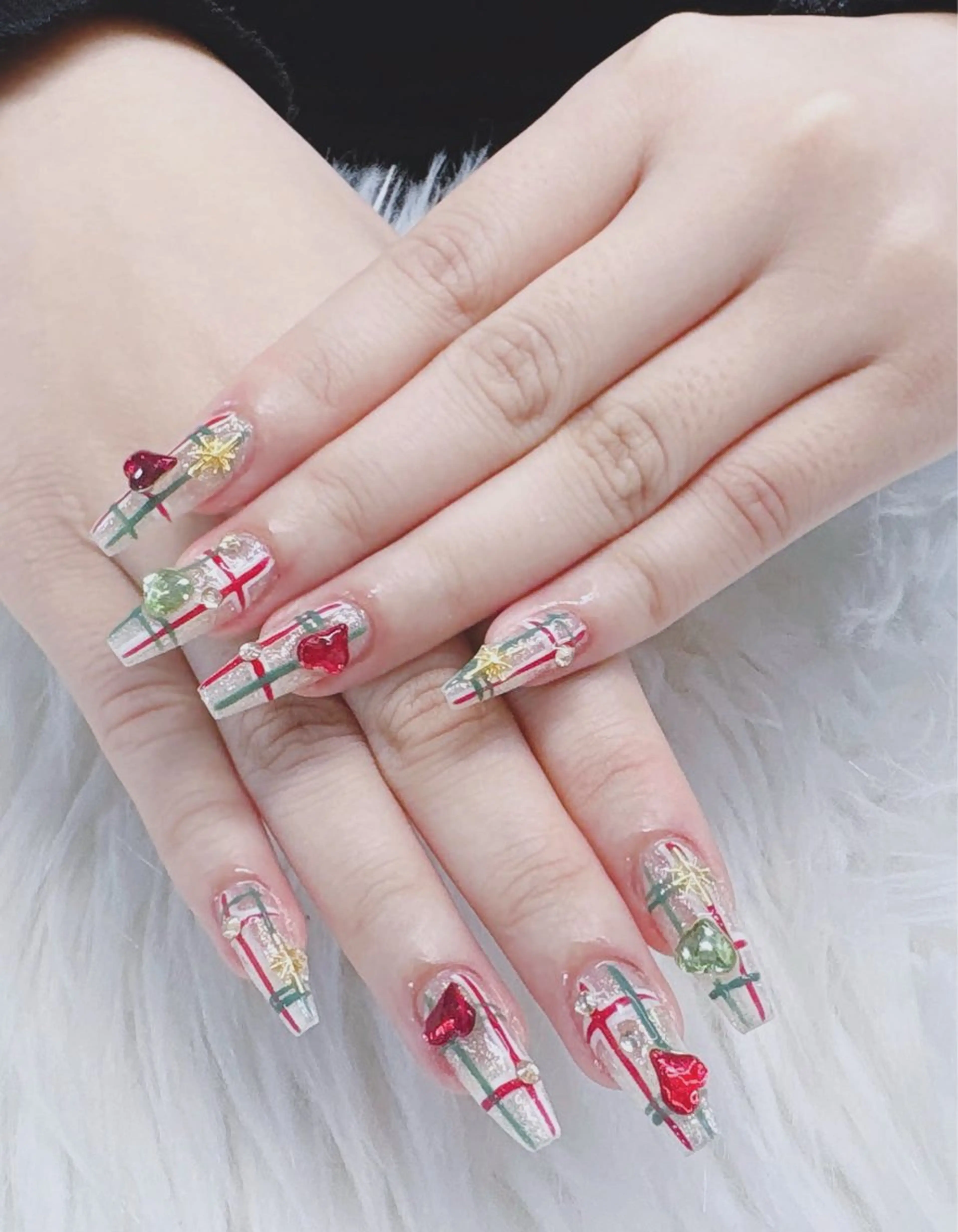 ネイル フットネイル ジェルネイル 韓国ネイル マグネットネイル 持ち込み ハンドネイル AKIKO ネイルサロンのネイルデザイン