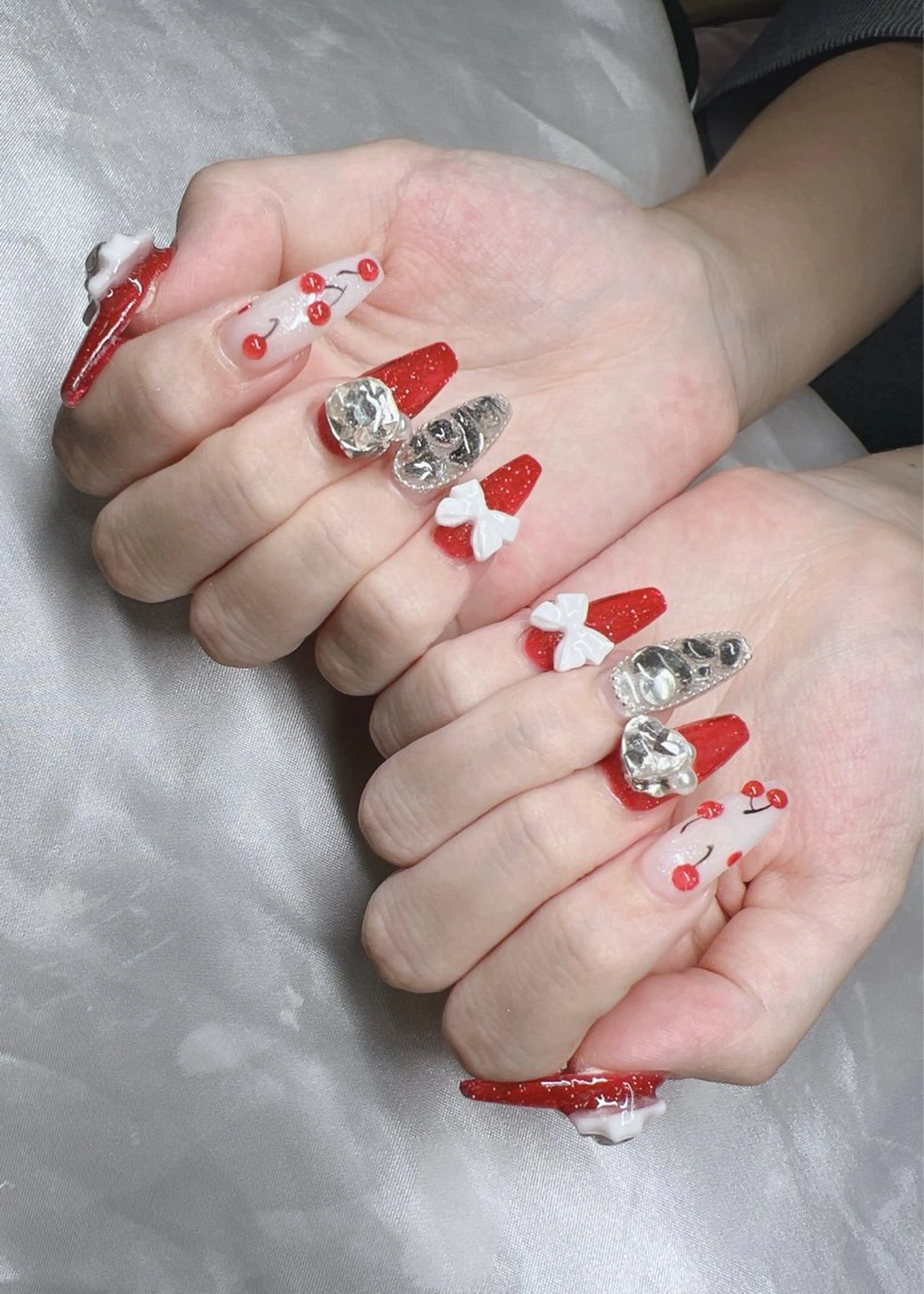 ネイル 長さ出し グラデーション キラキラネイル マグネットネイル ニュアンスネイル ハンドネイル Lee Nails チップ長さだし専門店のネイルデザイン