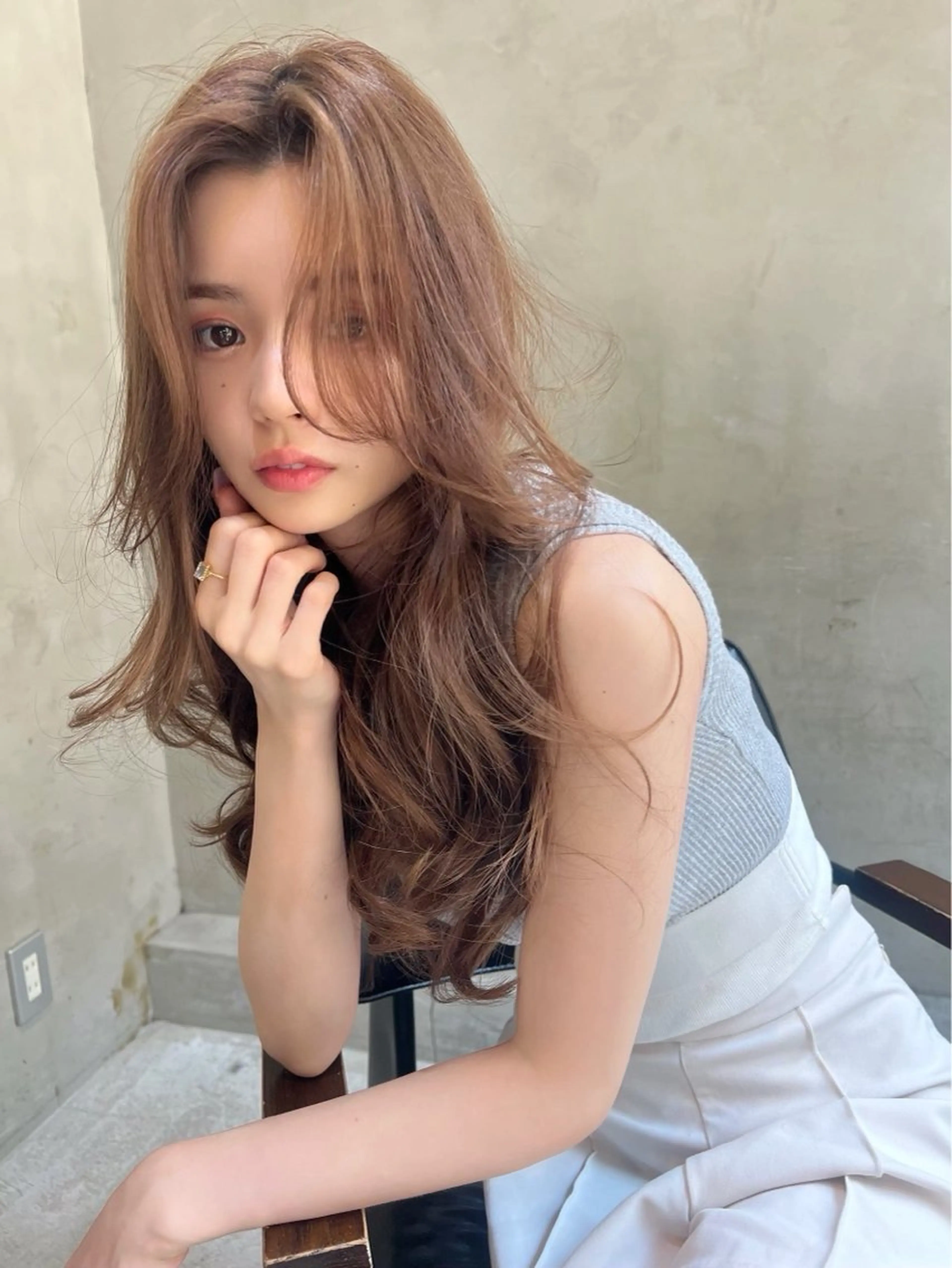 ロング 顔周りカット 外国人風カラー レイヤーカット ロング ✨🩷似合わせ🩷✨ ブリーチ🫰🏾前川のヘアスタイル