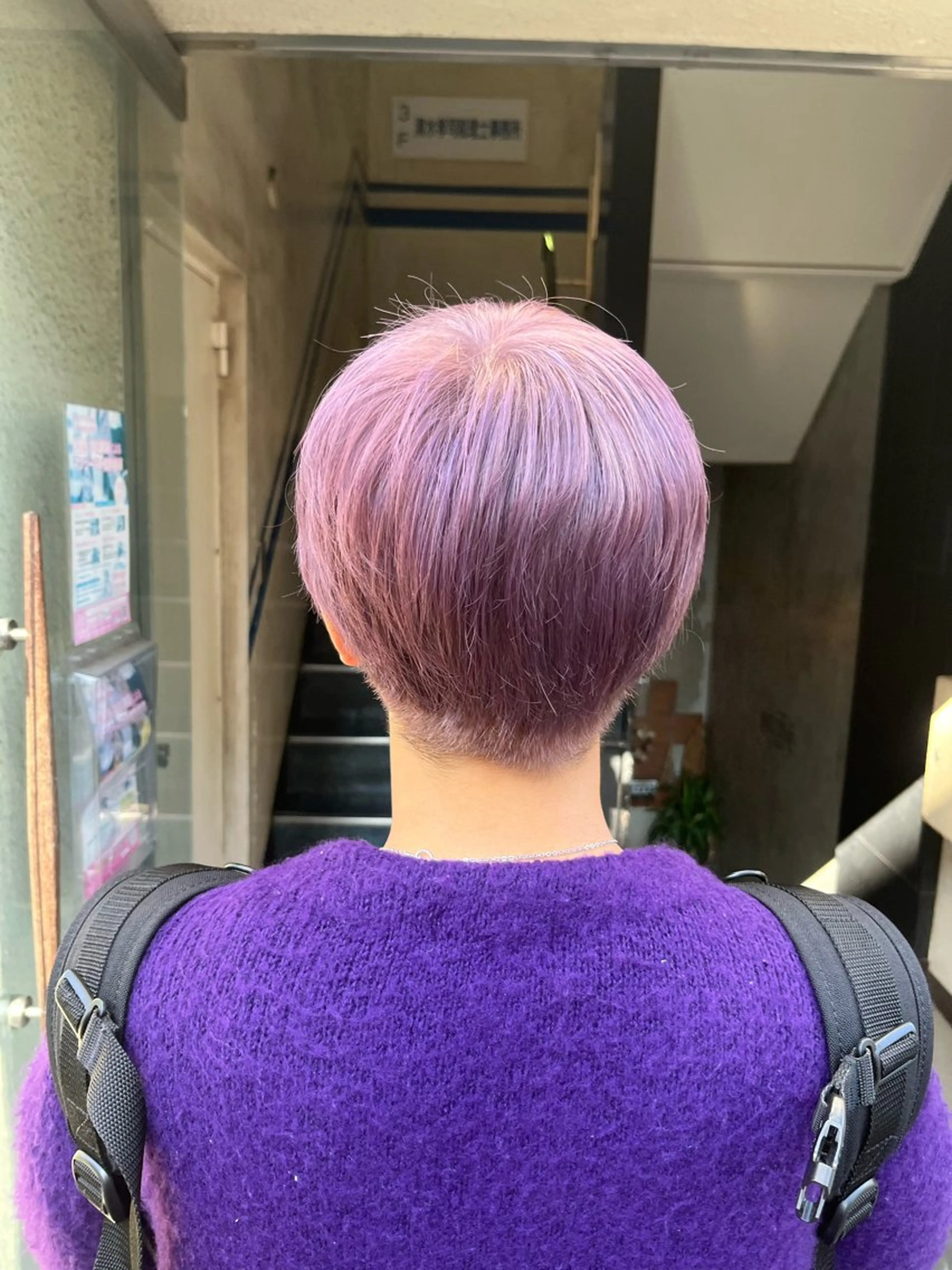 ショート カラー 艶髪/ハイトーン/ ヘアセット/モエノのヘアスタイル