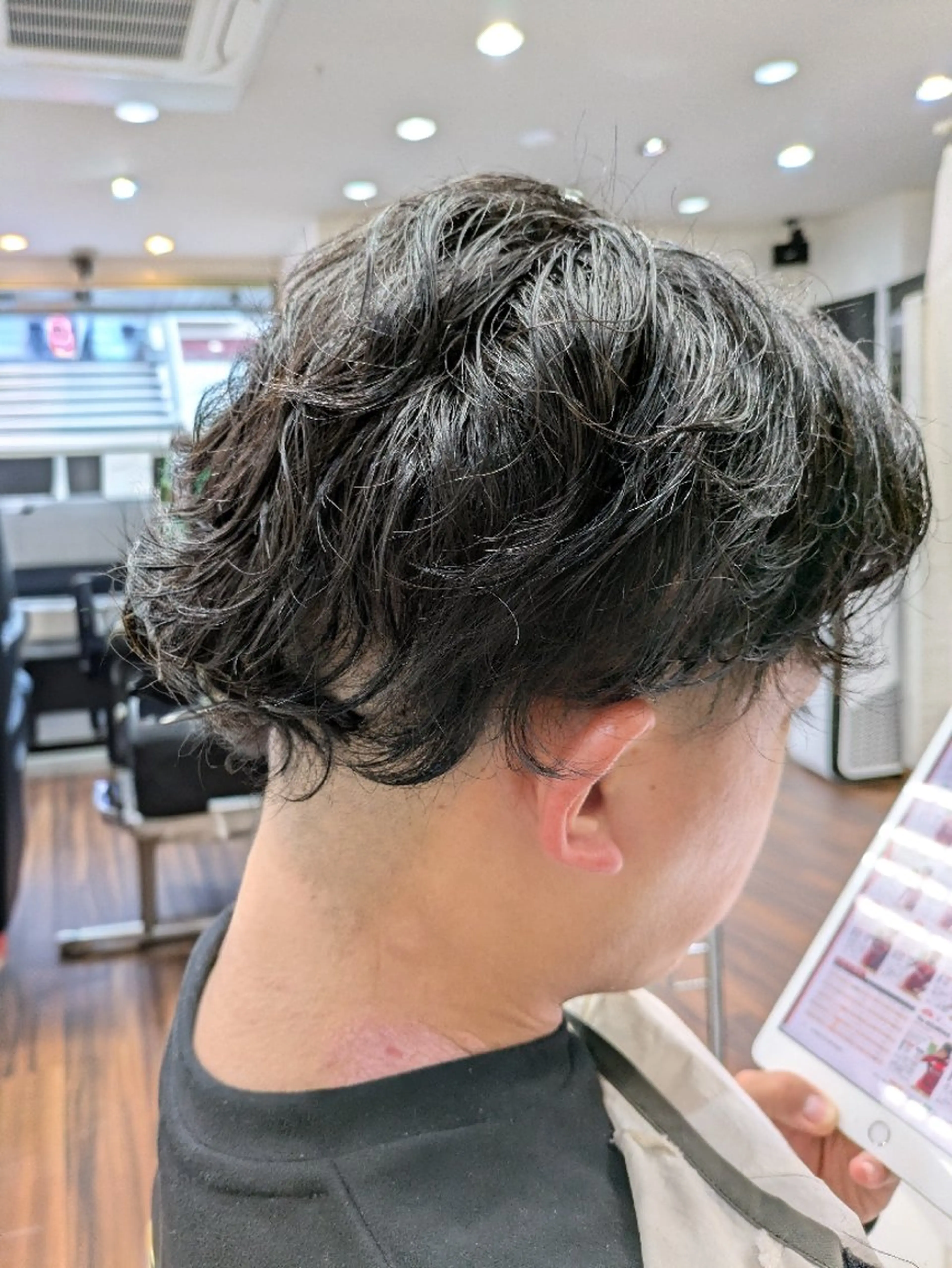 メンズ メンズパーマ ツーブロック 大人女性カット/ヘア セット✨️片本🌸のヘアスタイル