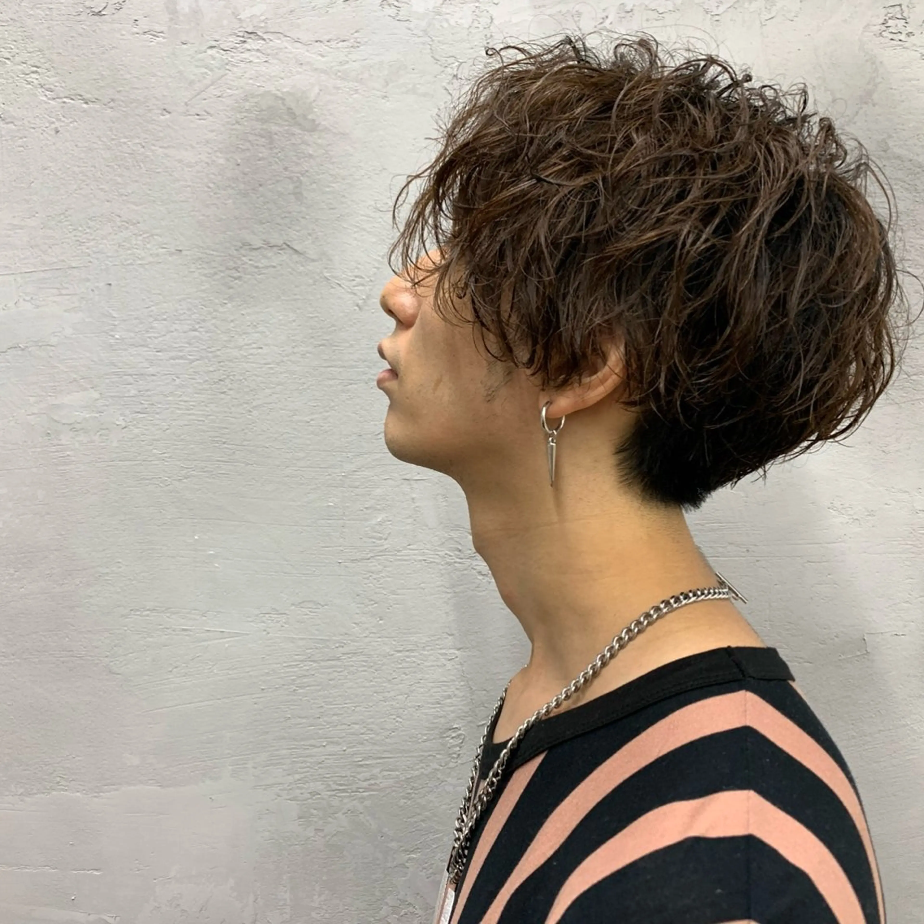 ショート カラー パーマ メンズ メンズパーマ アッシュ アッシュブラウン ブラウンカラー カット ヘアカラー パーマ トリートメント 田畑 智規のヘアスタイル