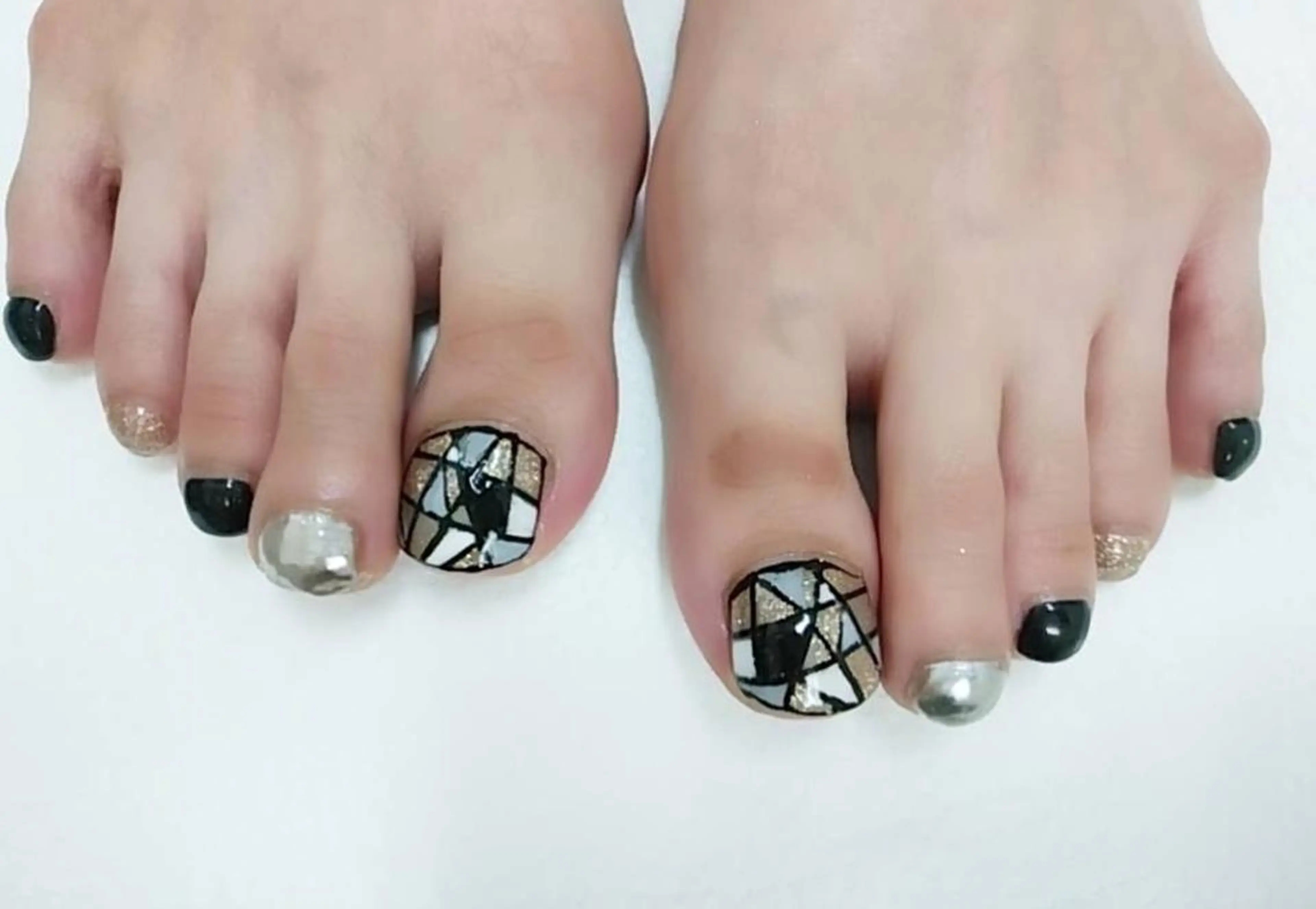 ネイル フットネイル 持ち込み プライベートサロン Rosy Lilyのネイルデザイン