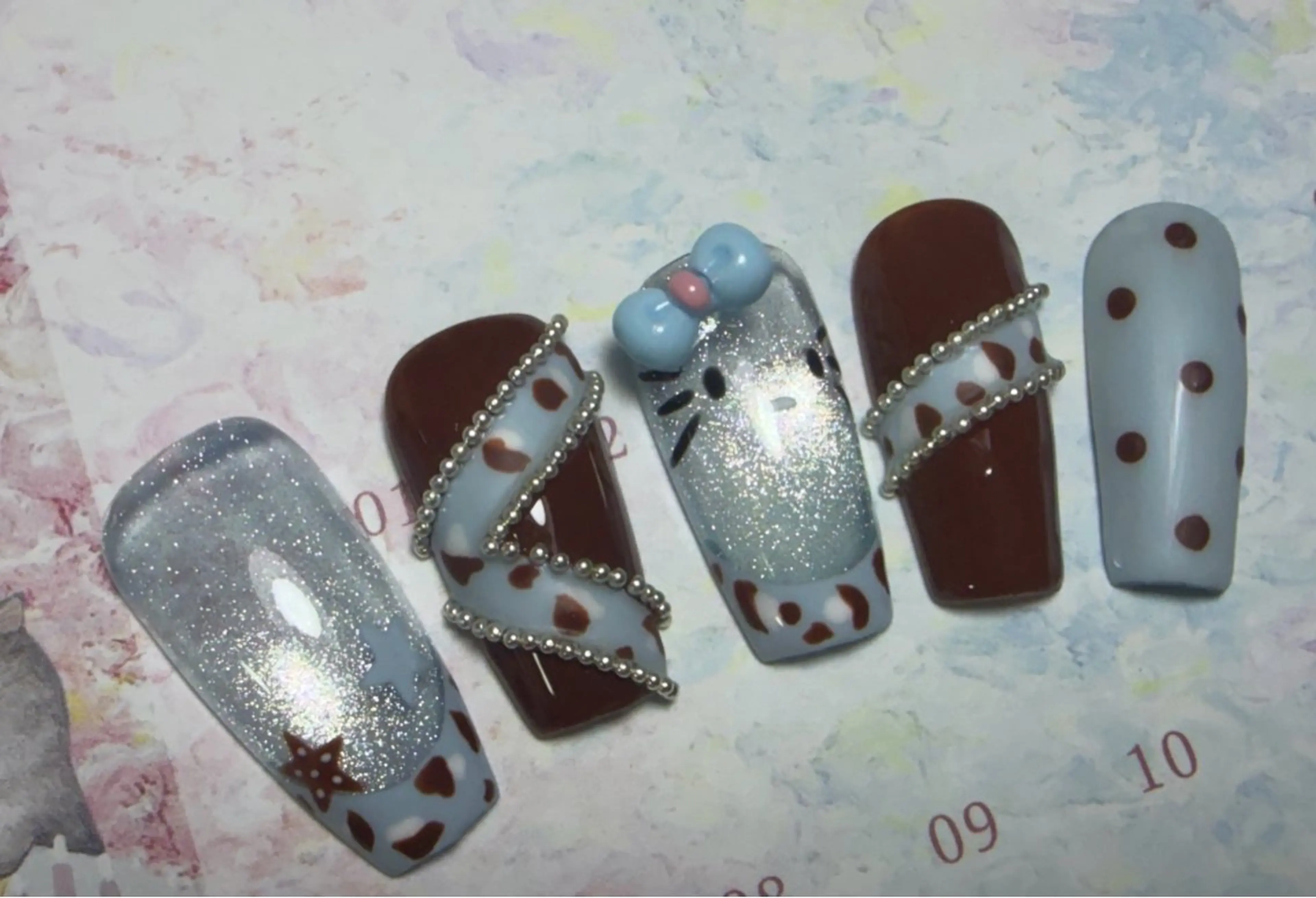 ネイル 小澤 梨奈のネイルデザイン