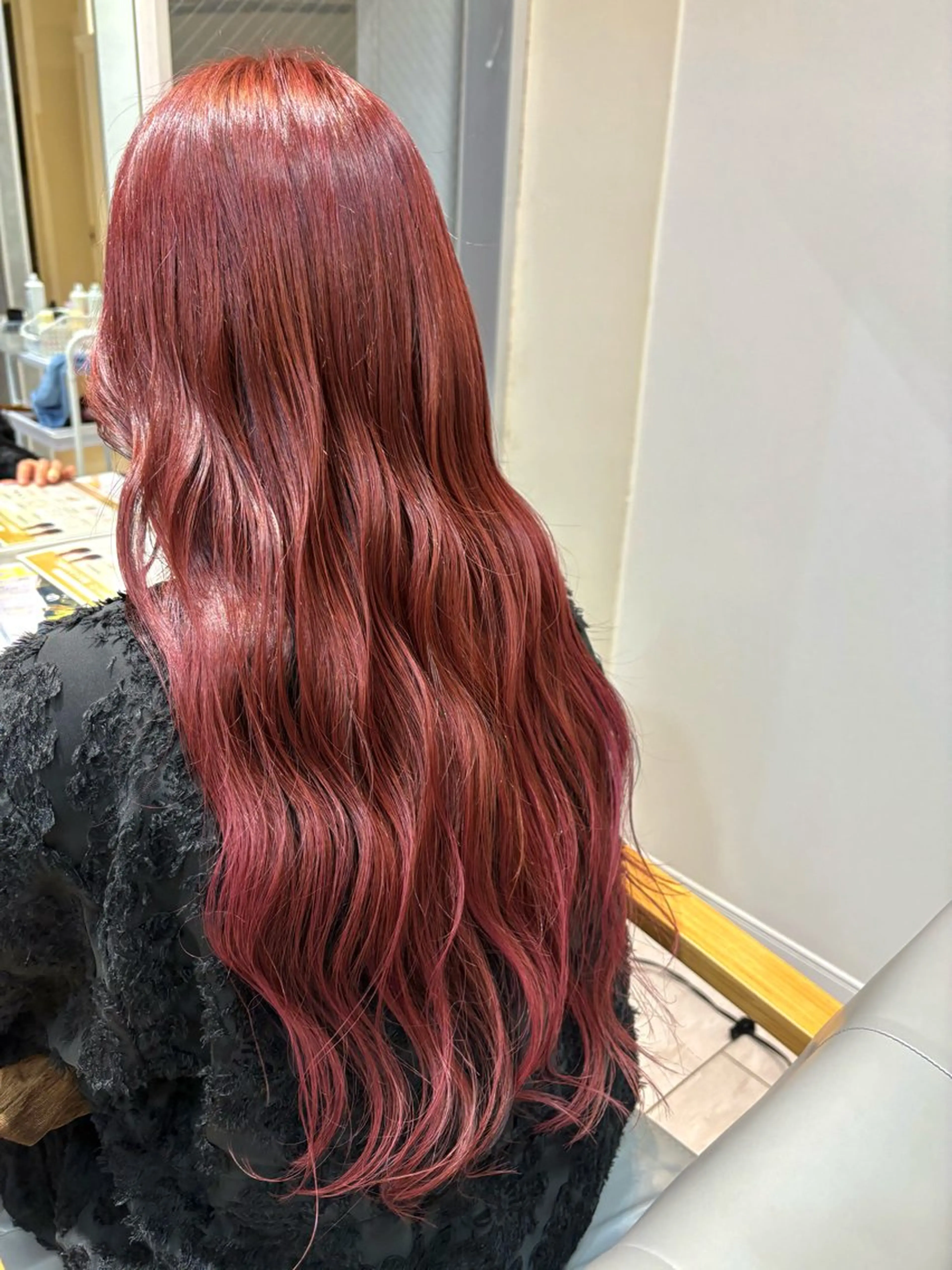 ロング カラー アベ ミスズのヘアスタイル