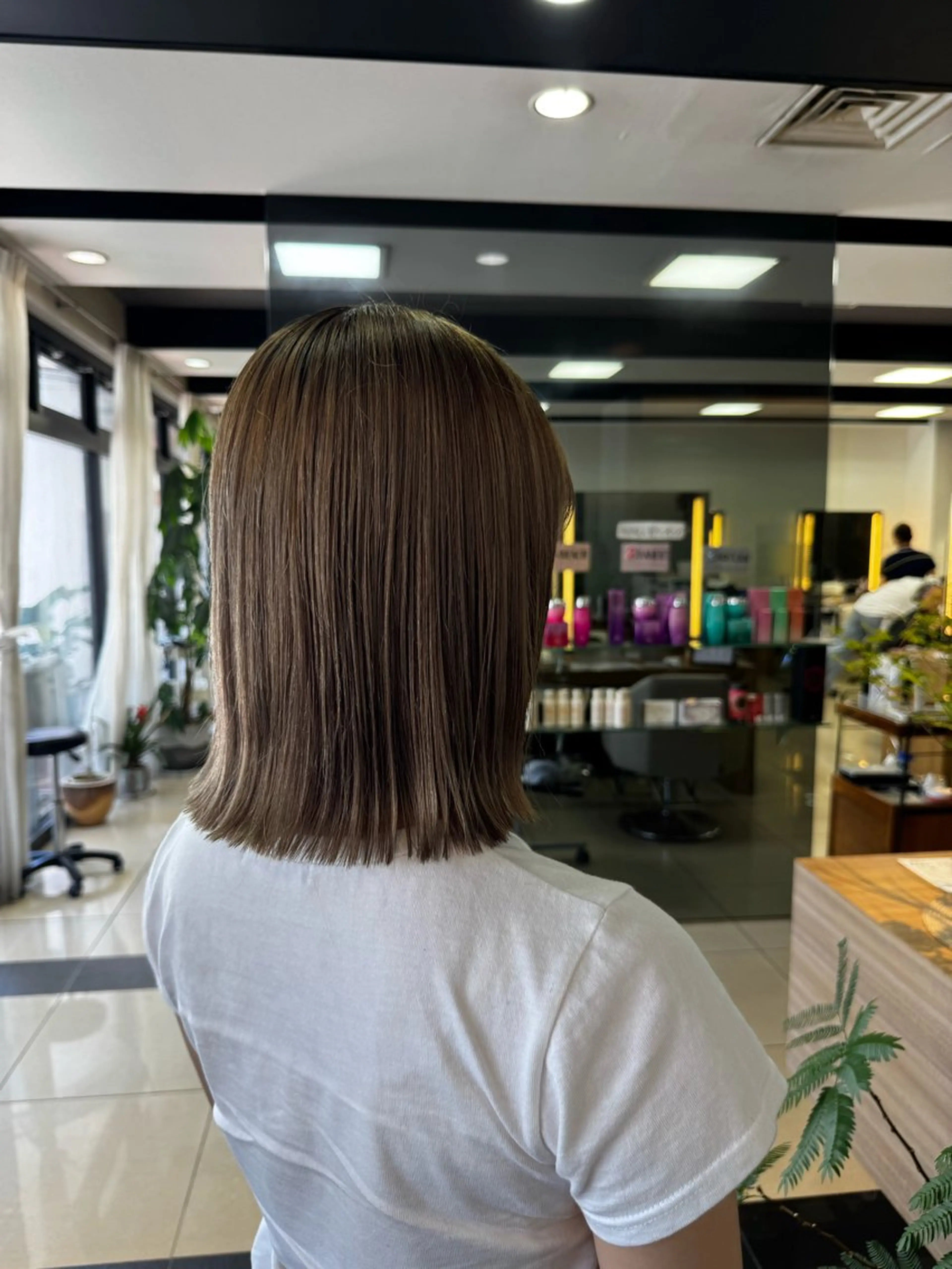 ミディアム ダブルカラーベージュ カラー/tuburaのヘアスタイル