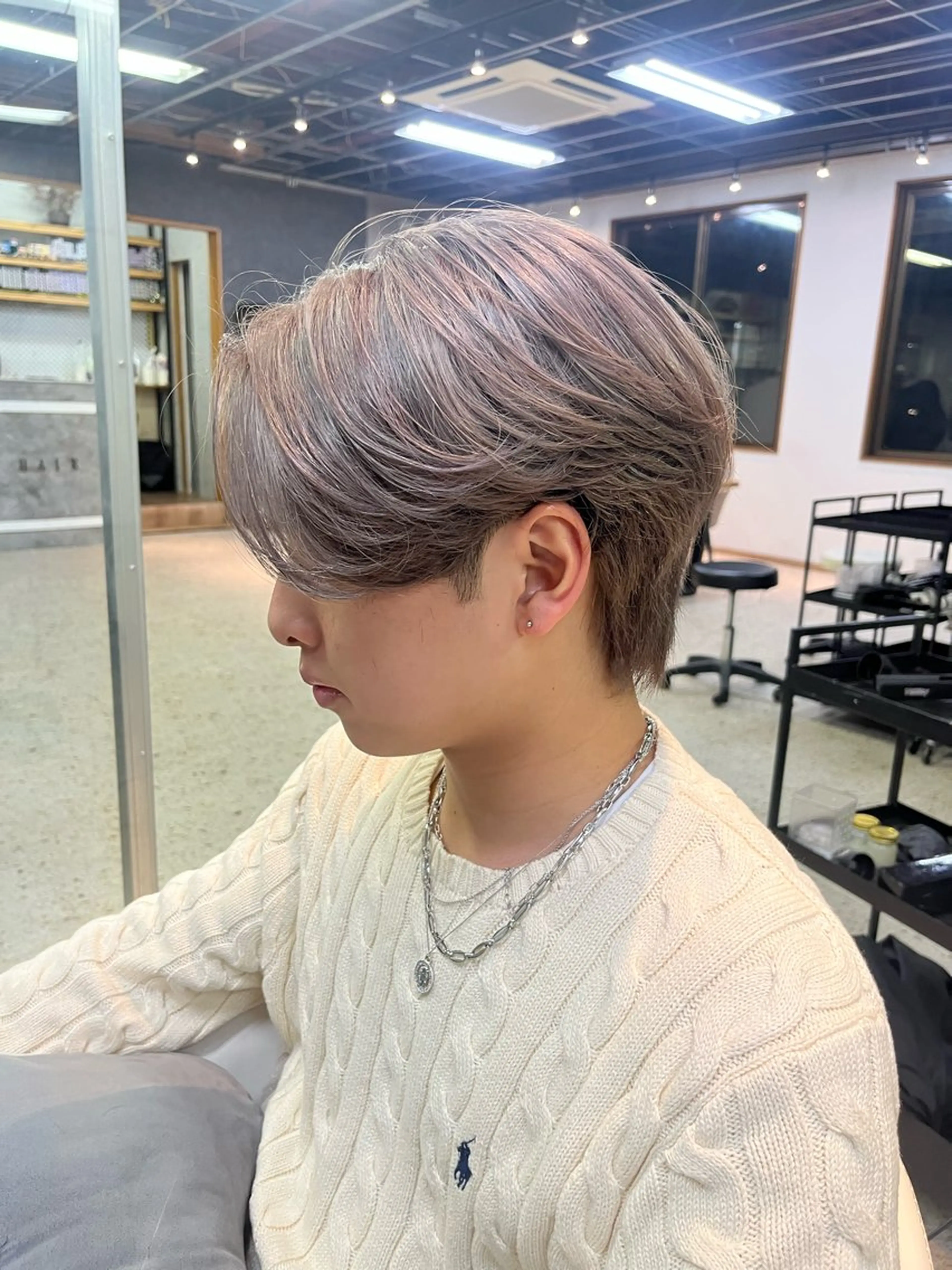 カラー メンズ メンズブリーチ ブリーチ グレージュ ミルクティーグレージュ ヘアカラー トリートメント 韓国ヘア🇰🇷 RYOTAのヘアスタイル